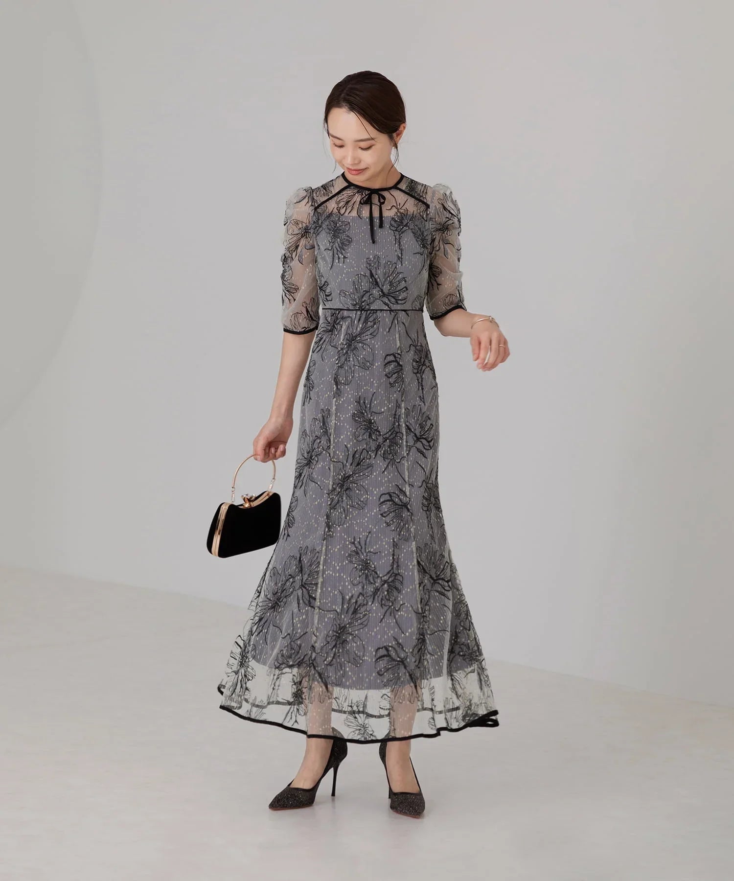 【當天出貨】碎花緞帶泡泡袖魚尾裙