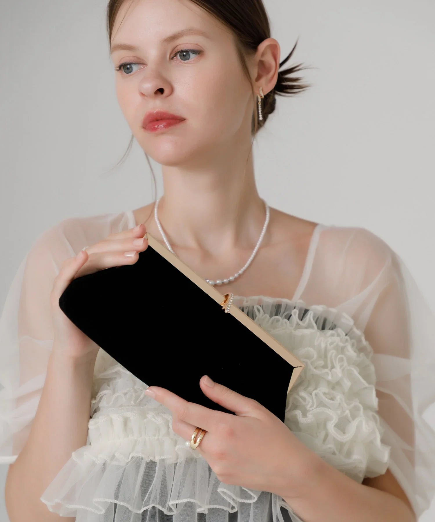 【SOLD OUT】3WAYベロアゴールドラインストーンバッグ