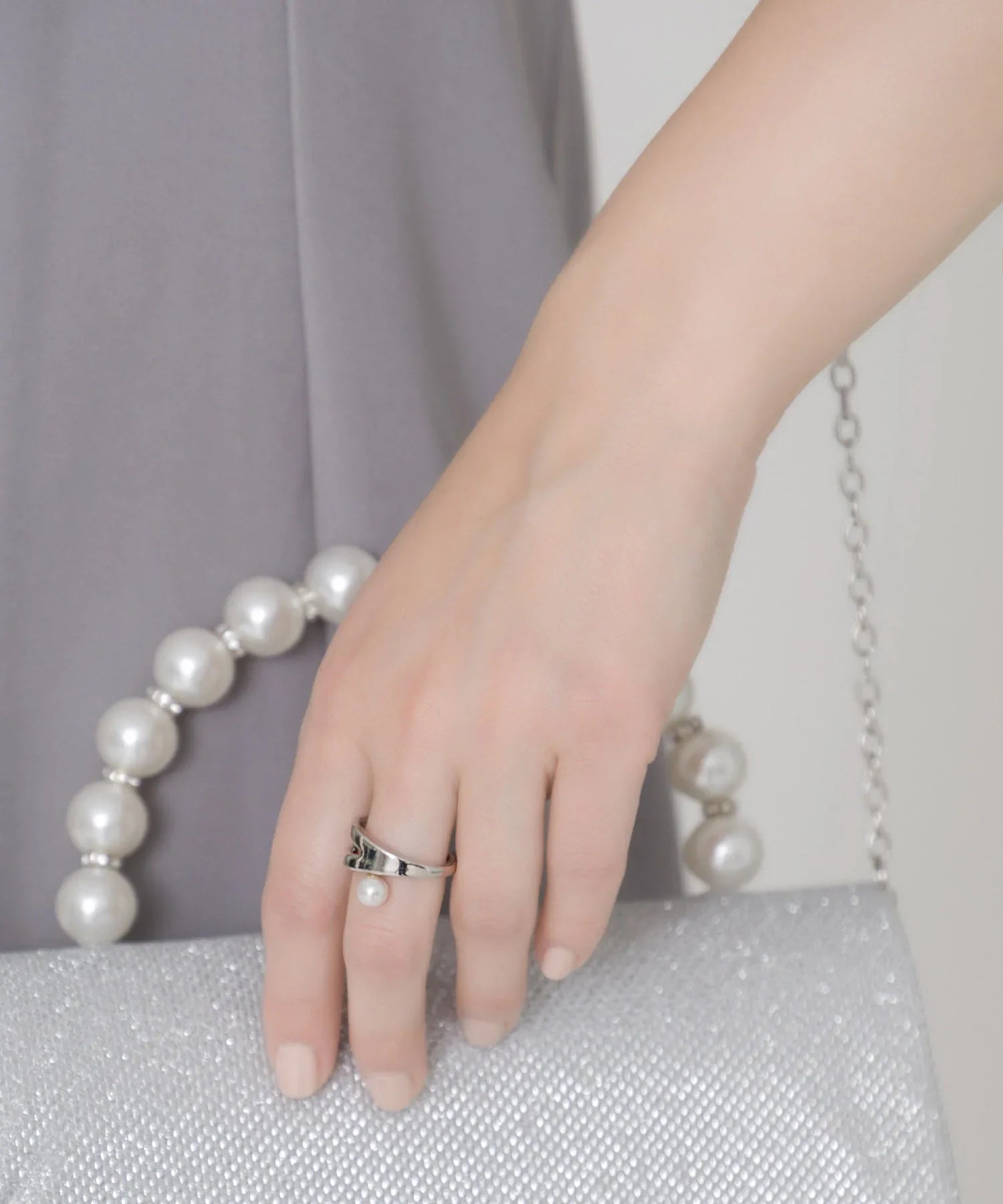 【当日発送】モダンパールオープンリング