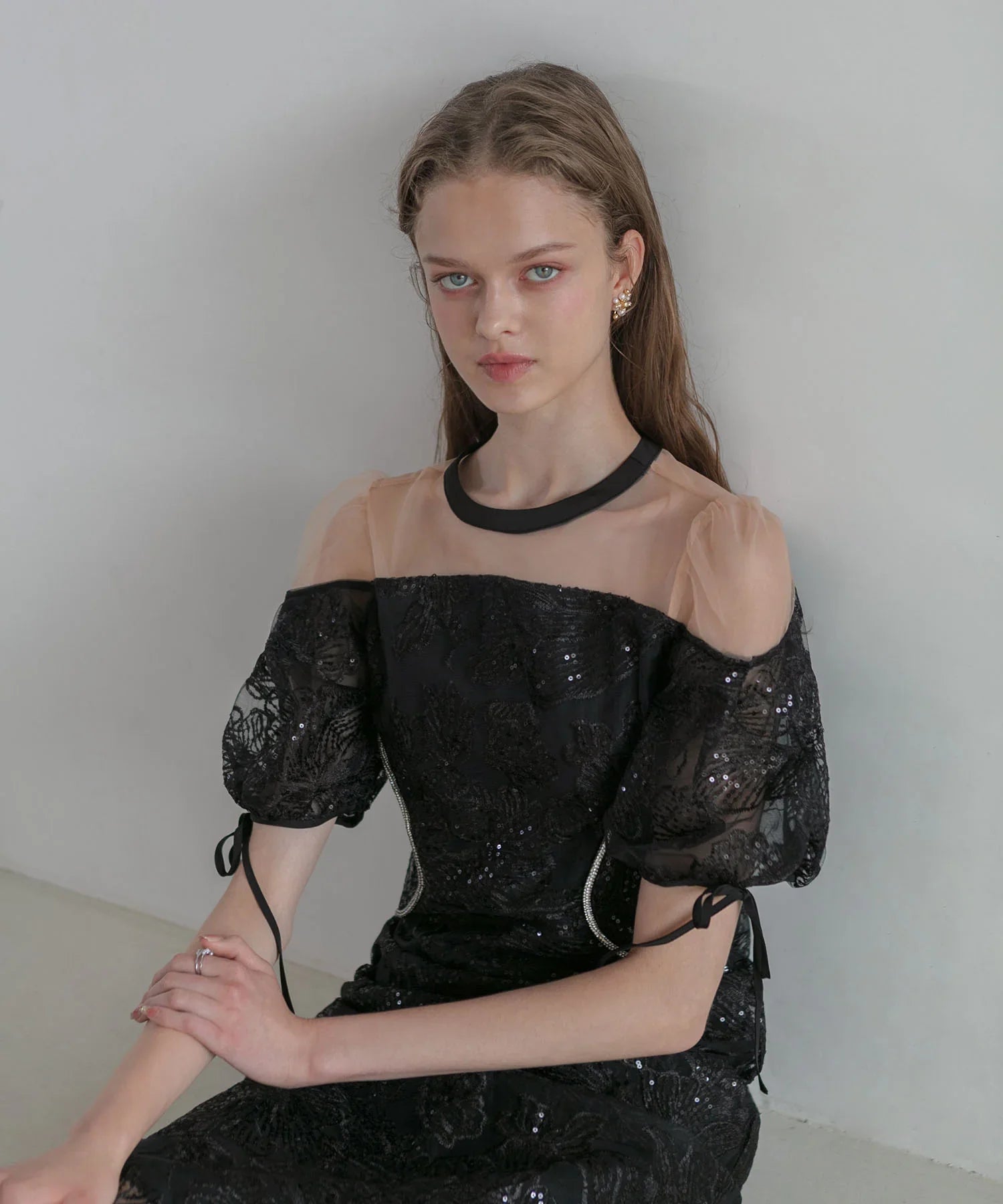 【SOLD OUT】スパンコールウエストデザインIラインワンピースドレス