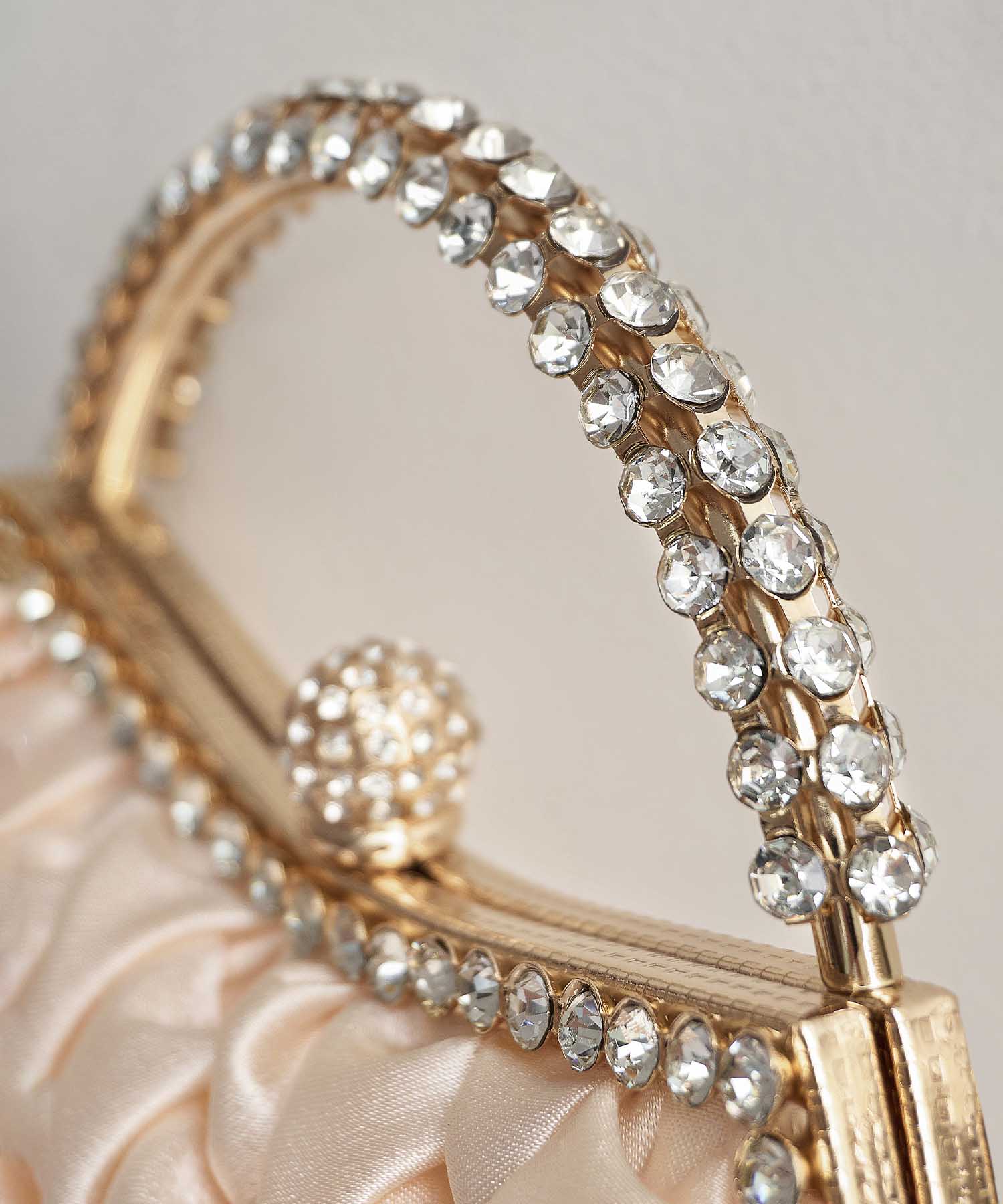 【一部当日発送】ビジューハンドルスモッキングサテン2WAYバッグ