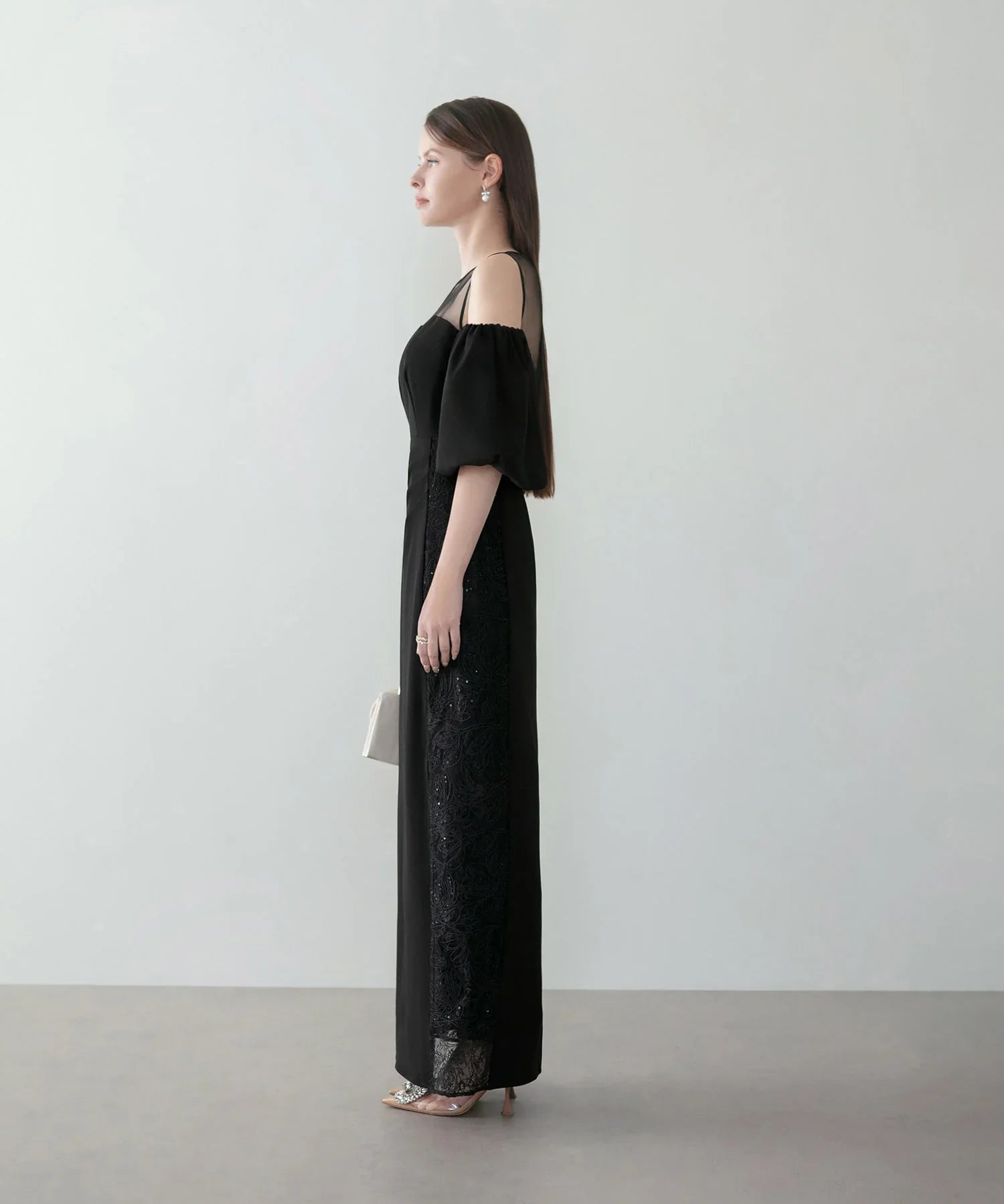 【LEJA LUXE】サイドレースシアーデコルテパフスリーブスリットドレス