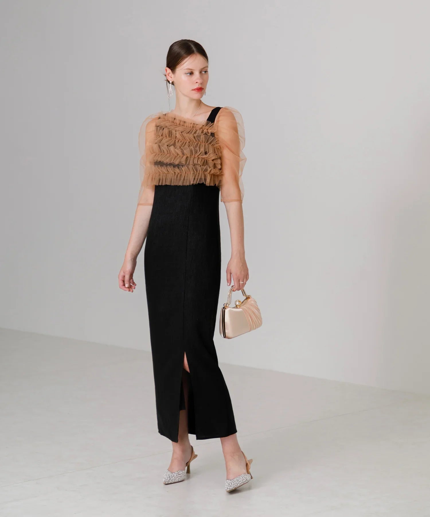 【SOLD OUT】チュールアシンメトリーティアードフリルIラインワンピースドレス