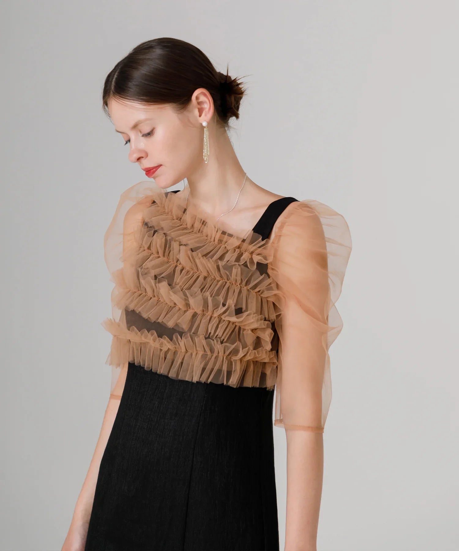 【SOLD OUT】チュールアシンメトリーティアードフリルIラインワンピースドレス