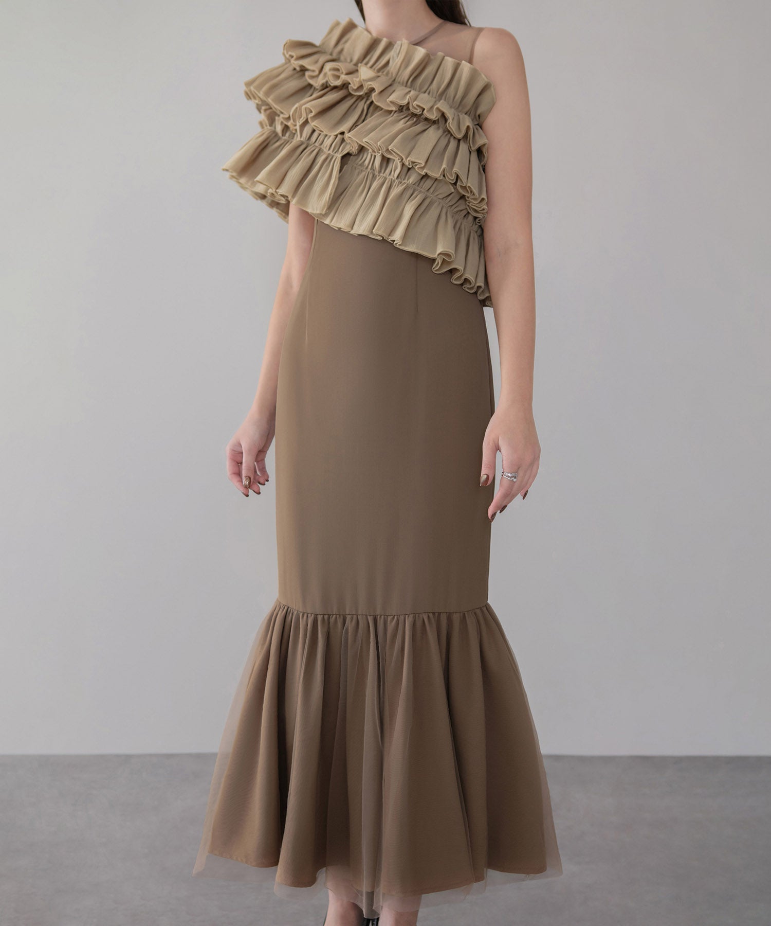 【COMING SOON】3WAYアシンメトリーチュールフリルワンピースドレス