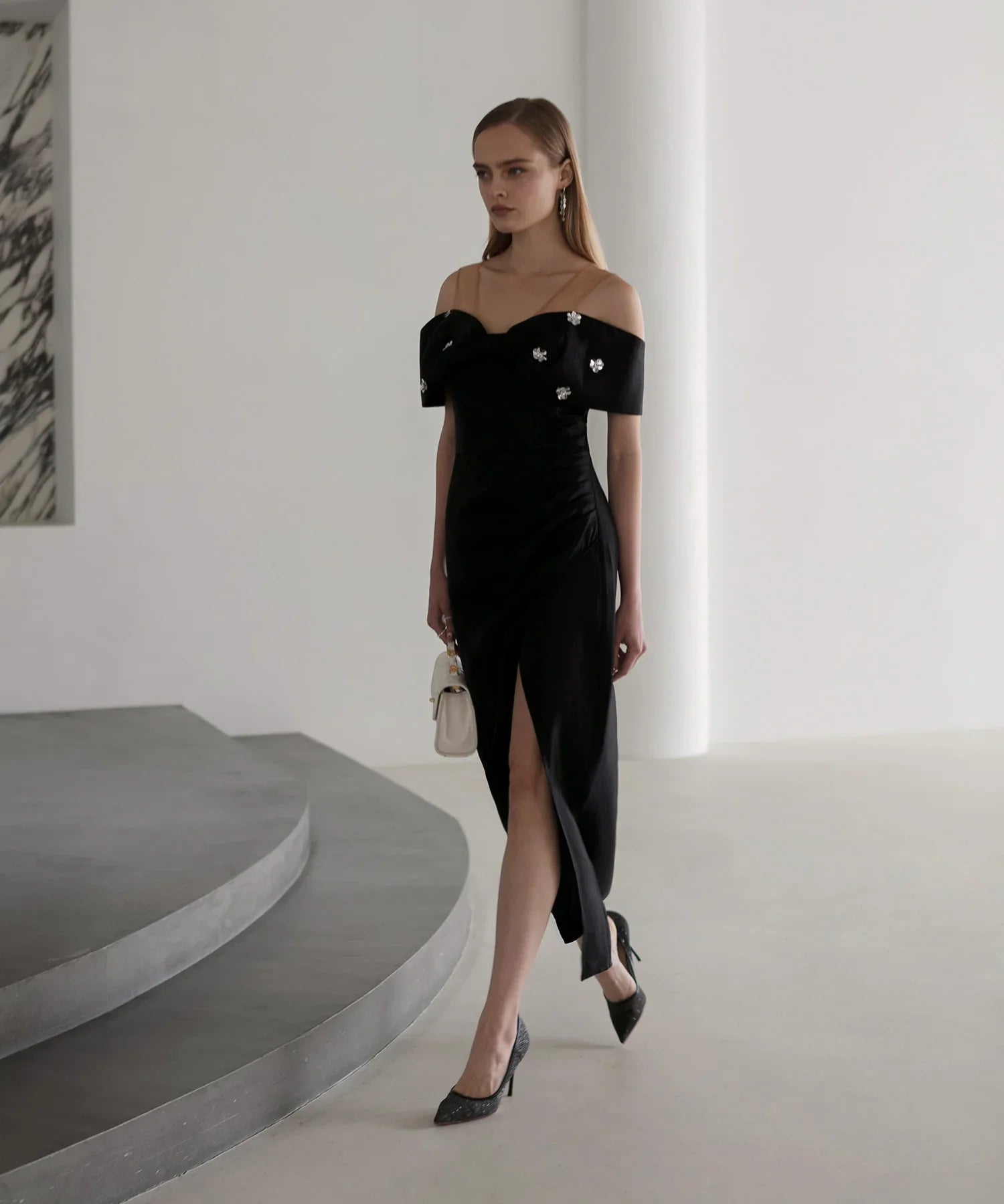 【LEJA LUXE】2WAYフラワーオフショルダースリットドレス