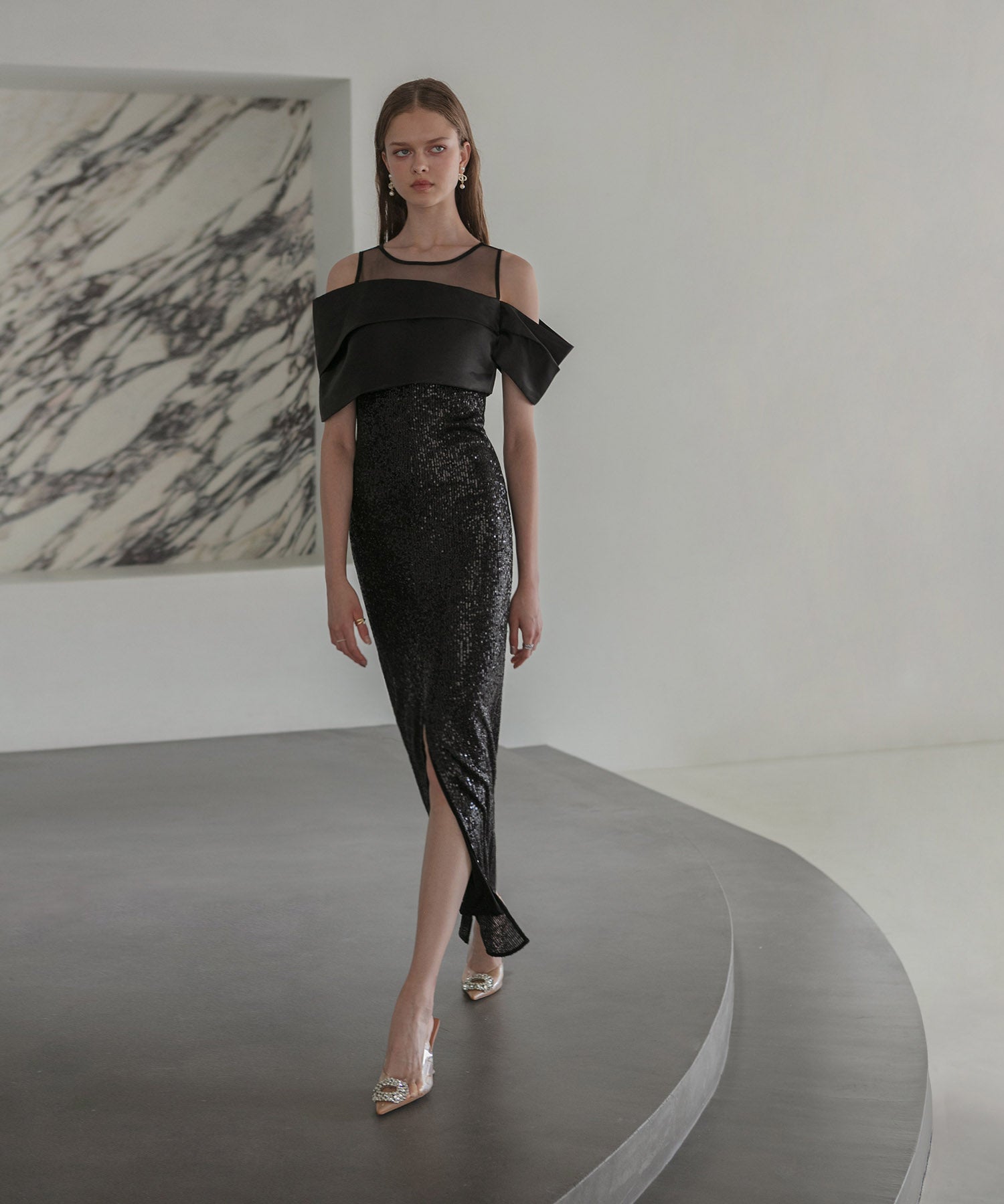 【LEJA LUXE】シースルーアシンメトリースパンコールスリットIラインドレス