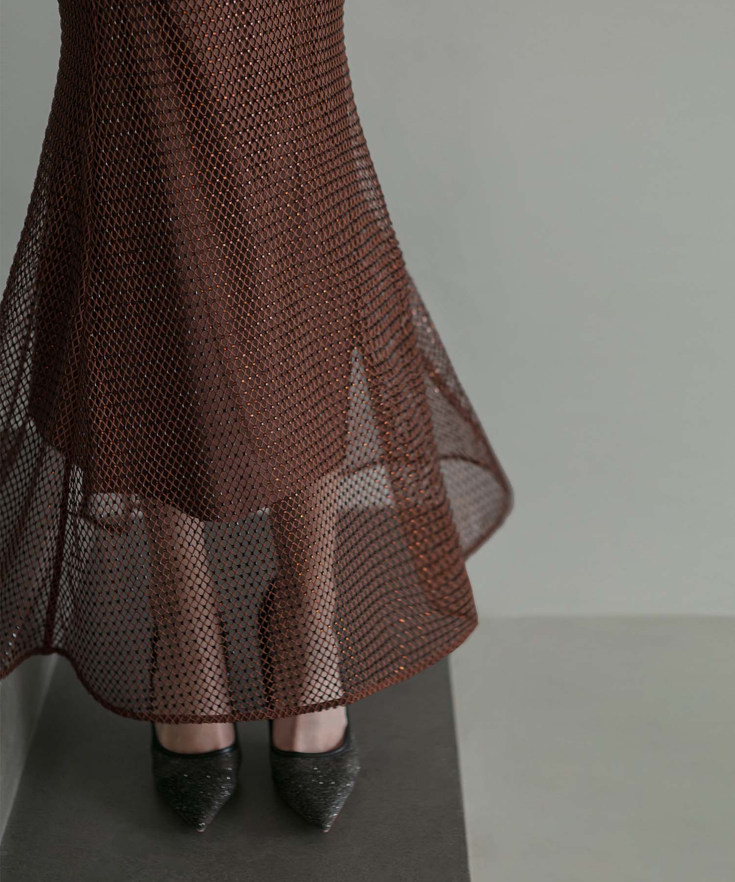 【LEJA LUXE】VネックメッシュストーンIラインドレス