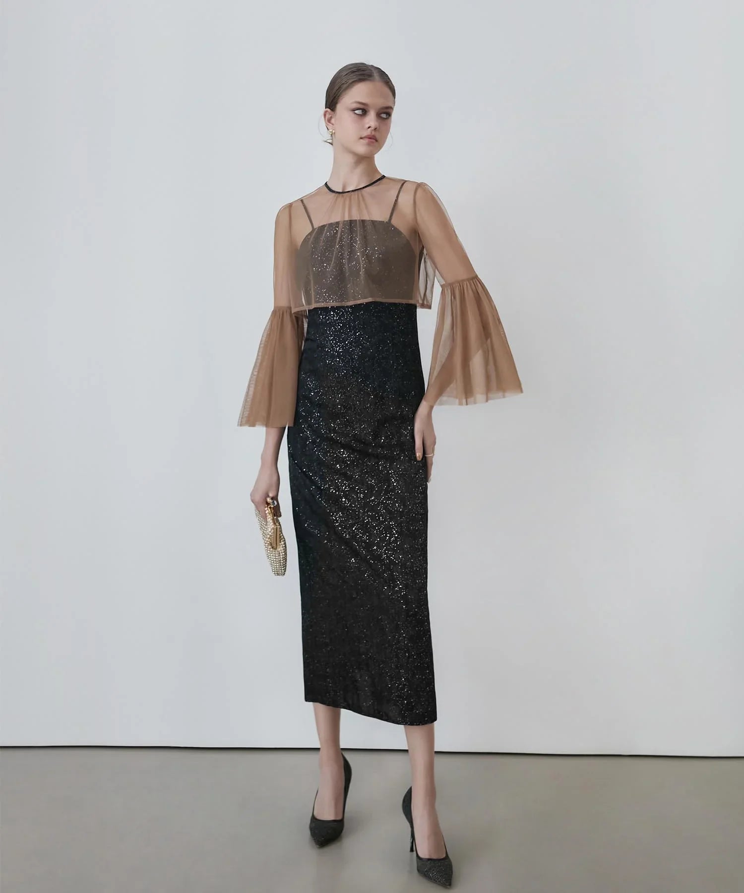 【一部当日発送】シアーチュールベルスリーブペイントIラインワンピースドレス