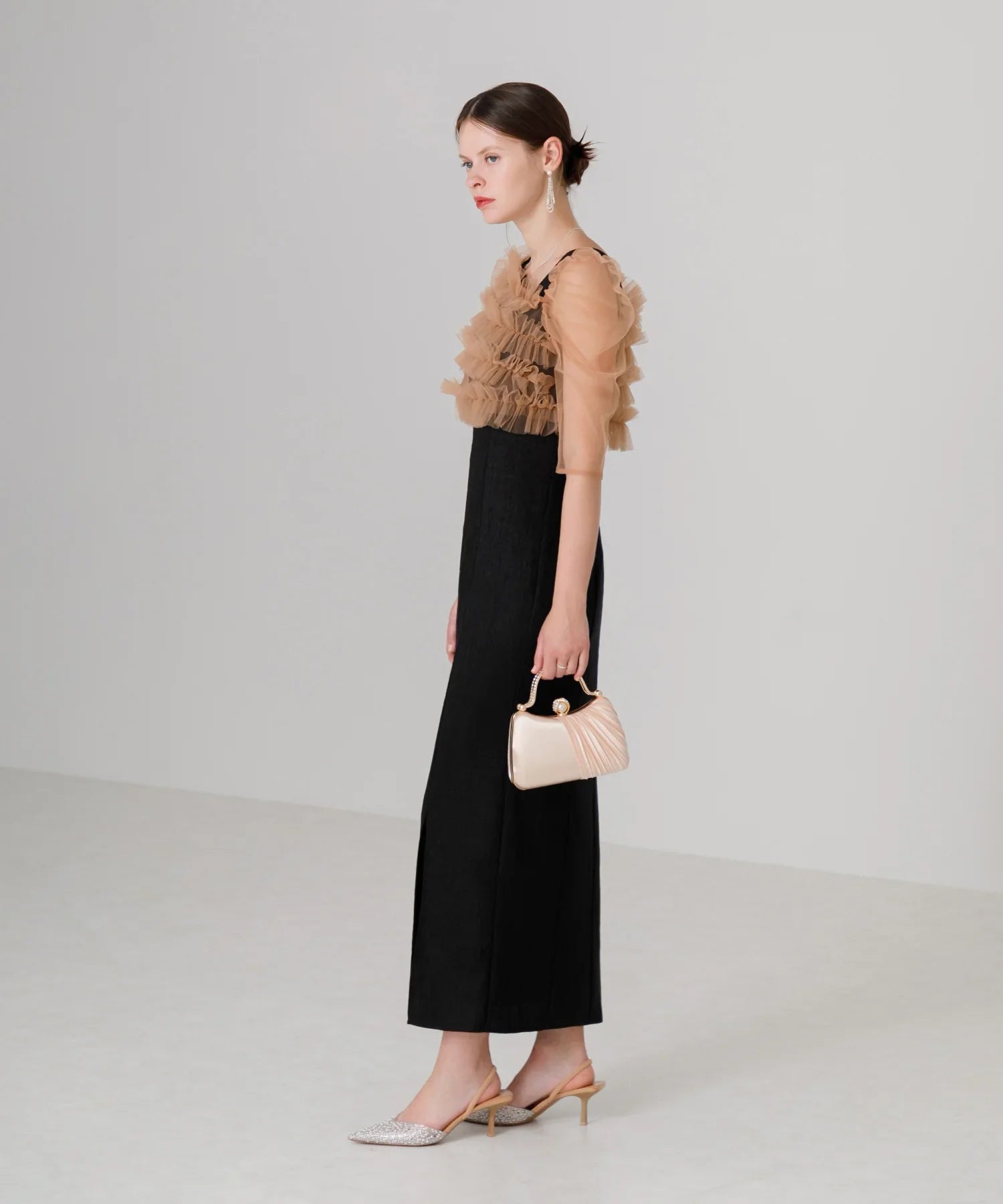 【SOLD OUT】チュールアシンメトリーティアードフリルIラインワンピースドレス