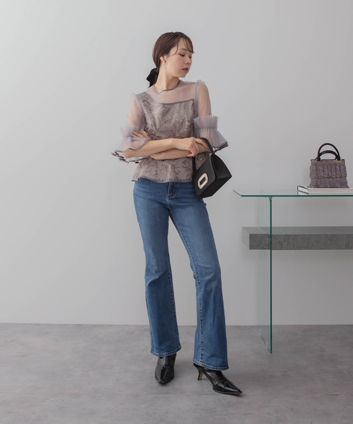 【SOLD OUT】アシンメトリーシアーフラワースパンコールフリルチュール セットアップドレス