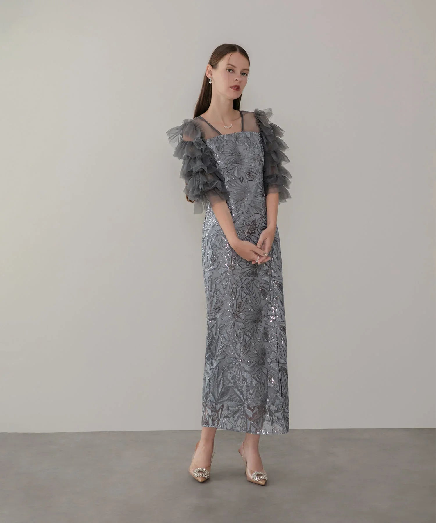 【当日発送】チュールフリルスリーブスパンコールIラインワンピースドレス