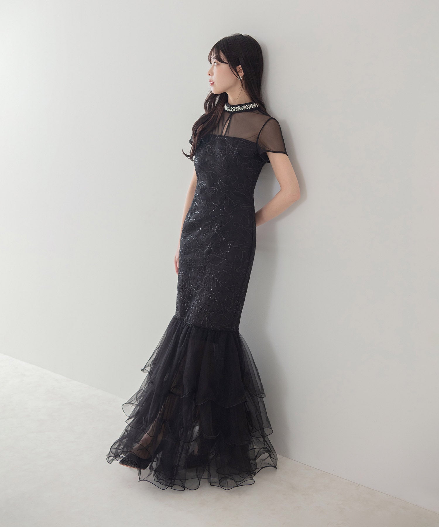 【LEJA LUXE】ネックビジュースパンコールシアーティアードマーメイドドレス