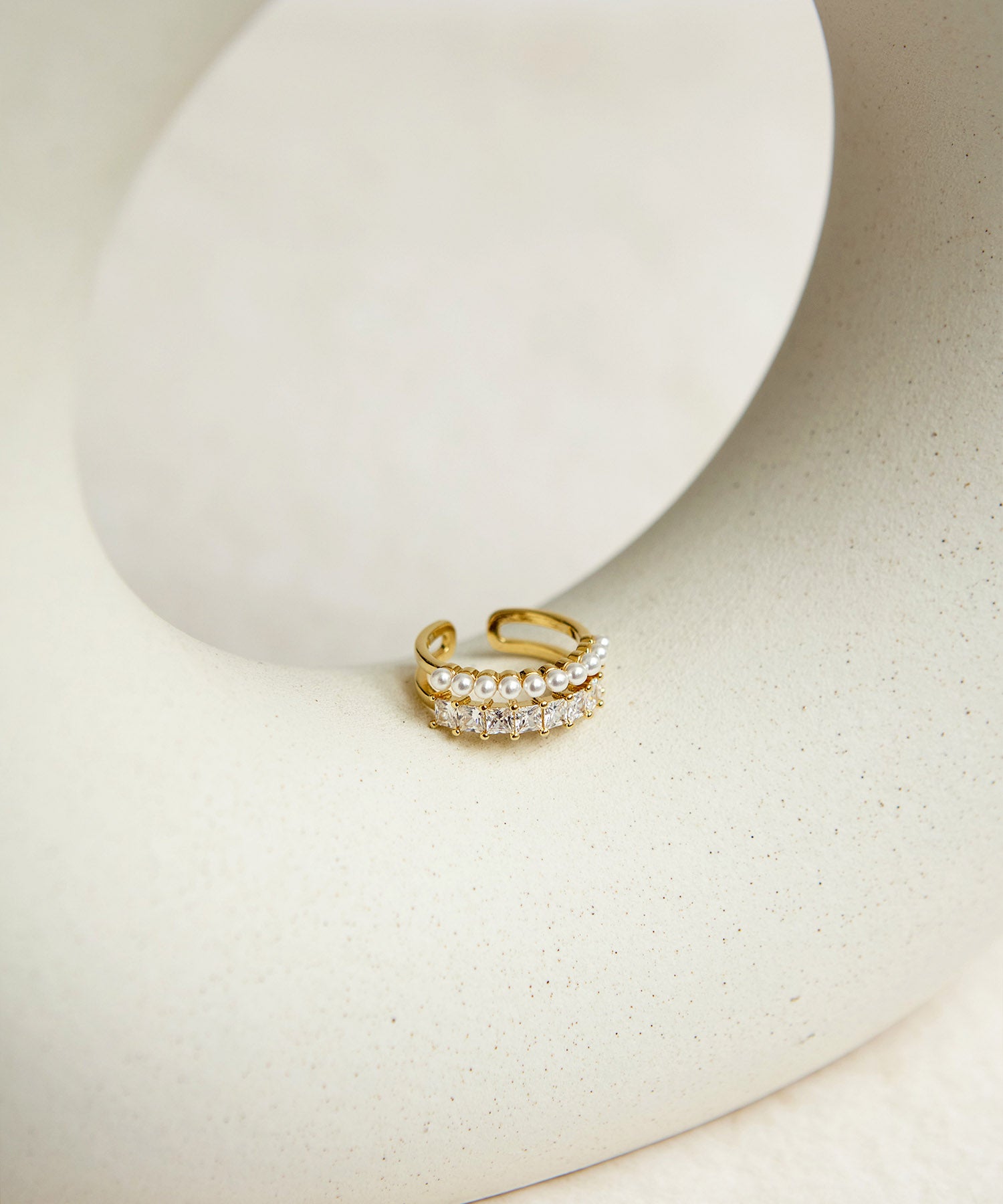 【COMING SOON】パールビジューラインループリング