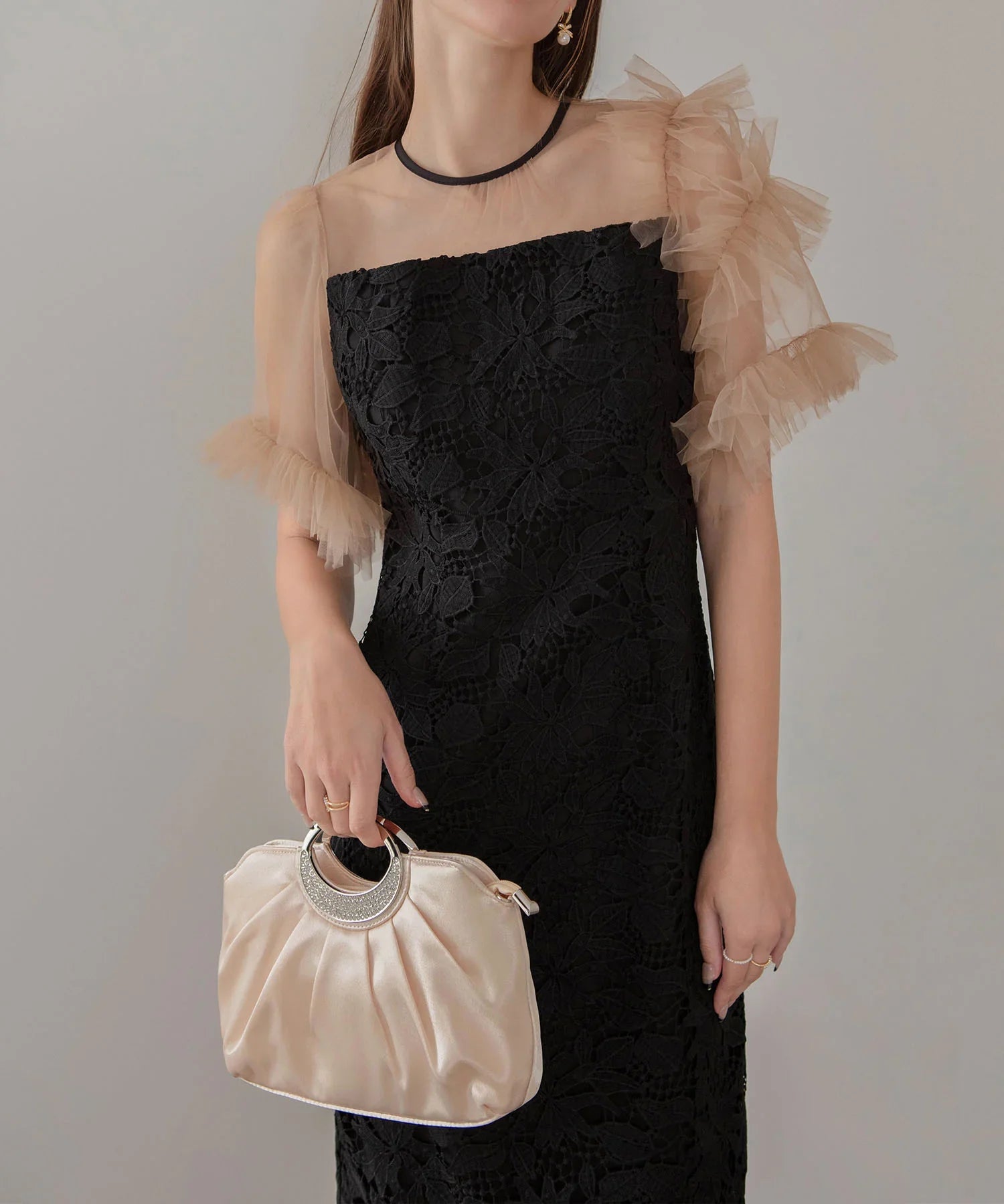 【当日発送】アシンメトリーチュールスリーブレースフリルヘムIラインワンピースドレス