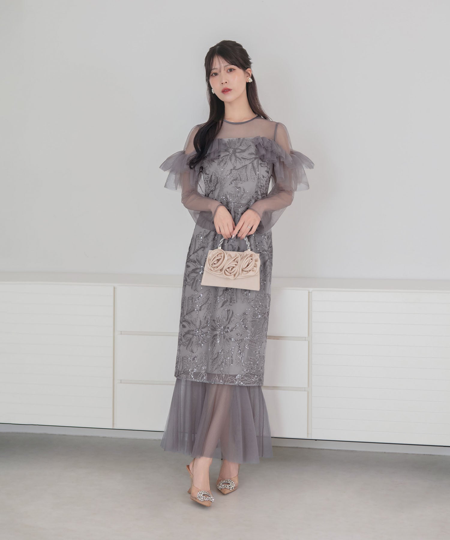 【COMING SOON】フラワースパンコールヘムチュールIラインワンピースドレス