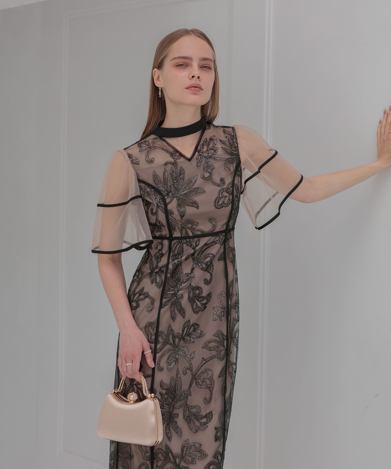 【当日発送】スパンコールフラワーIラインワンピースドレス