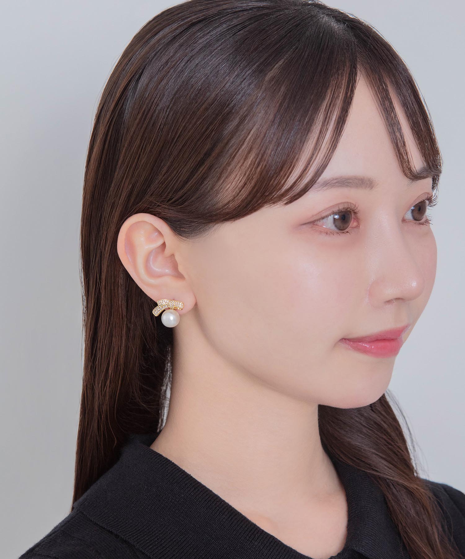 【当日発送】ゴールドビジューリボンパールピアス
