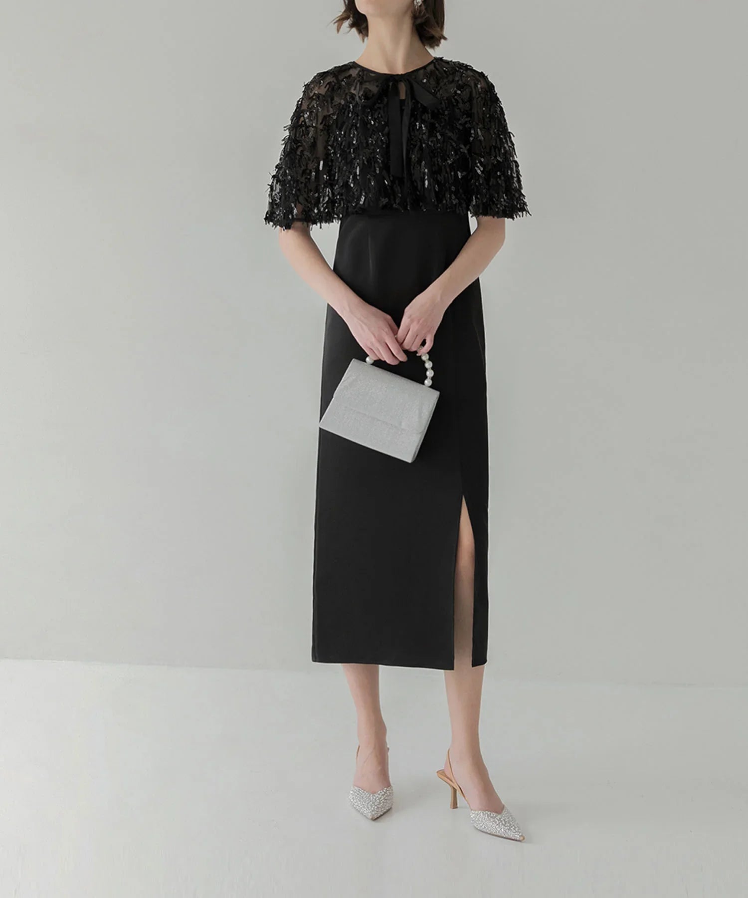 【当日発送】スパンコールフリンジケープ Iラインワンピースドレス