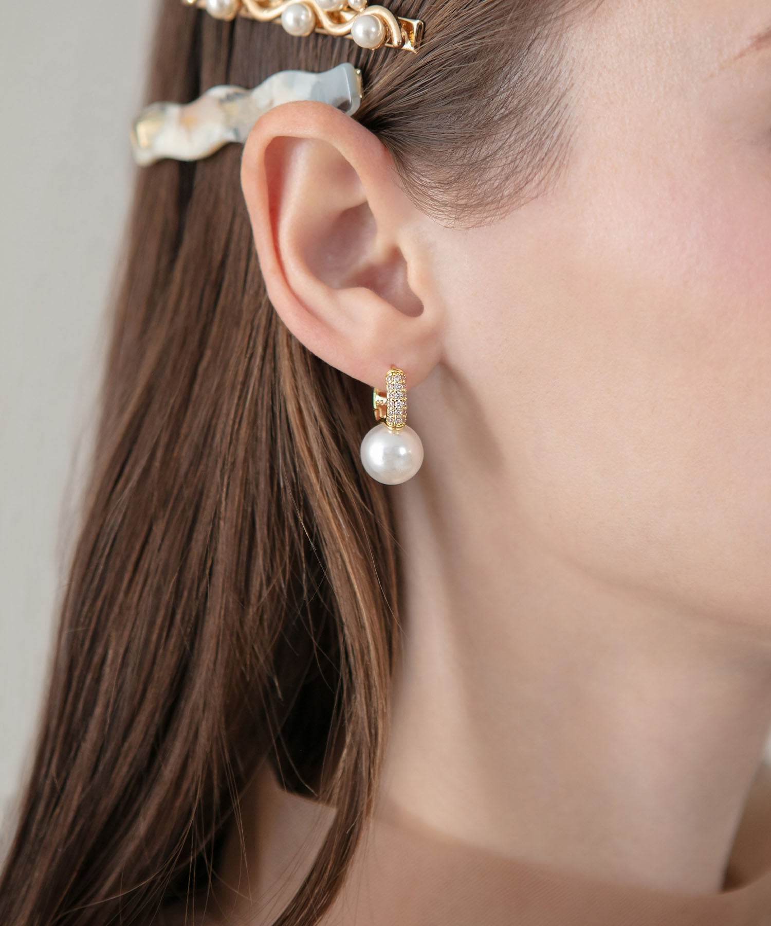 【当日発送】ゴールドビジューパールピアス