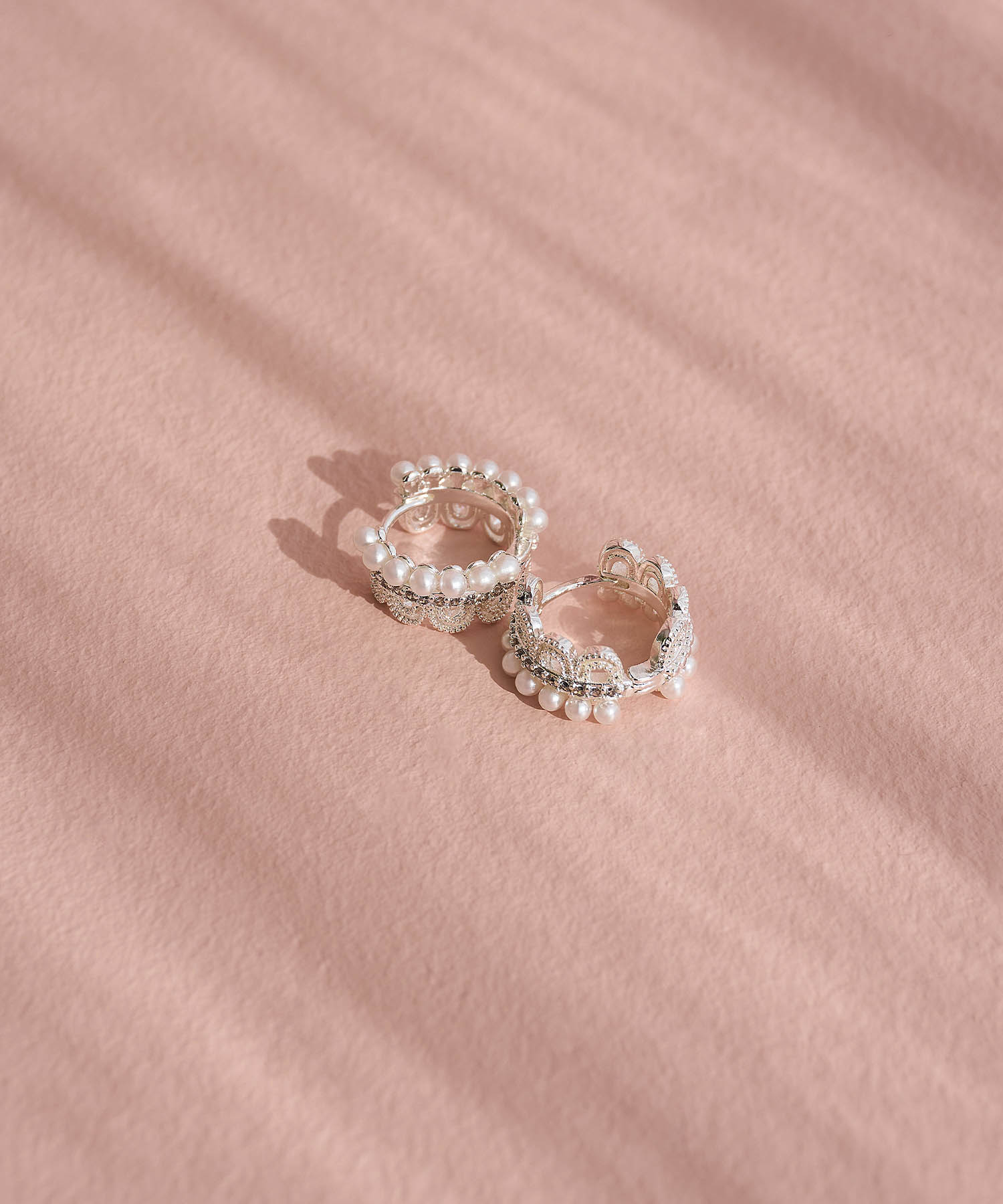 【当日発送】パールレースフープピアス