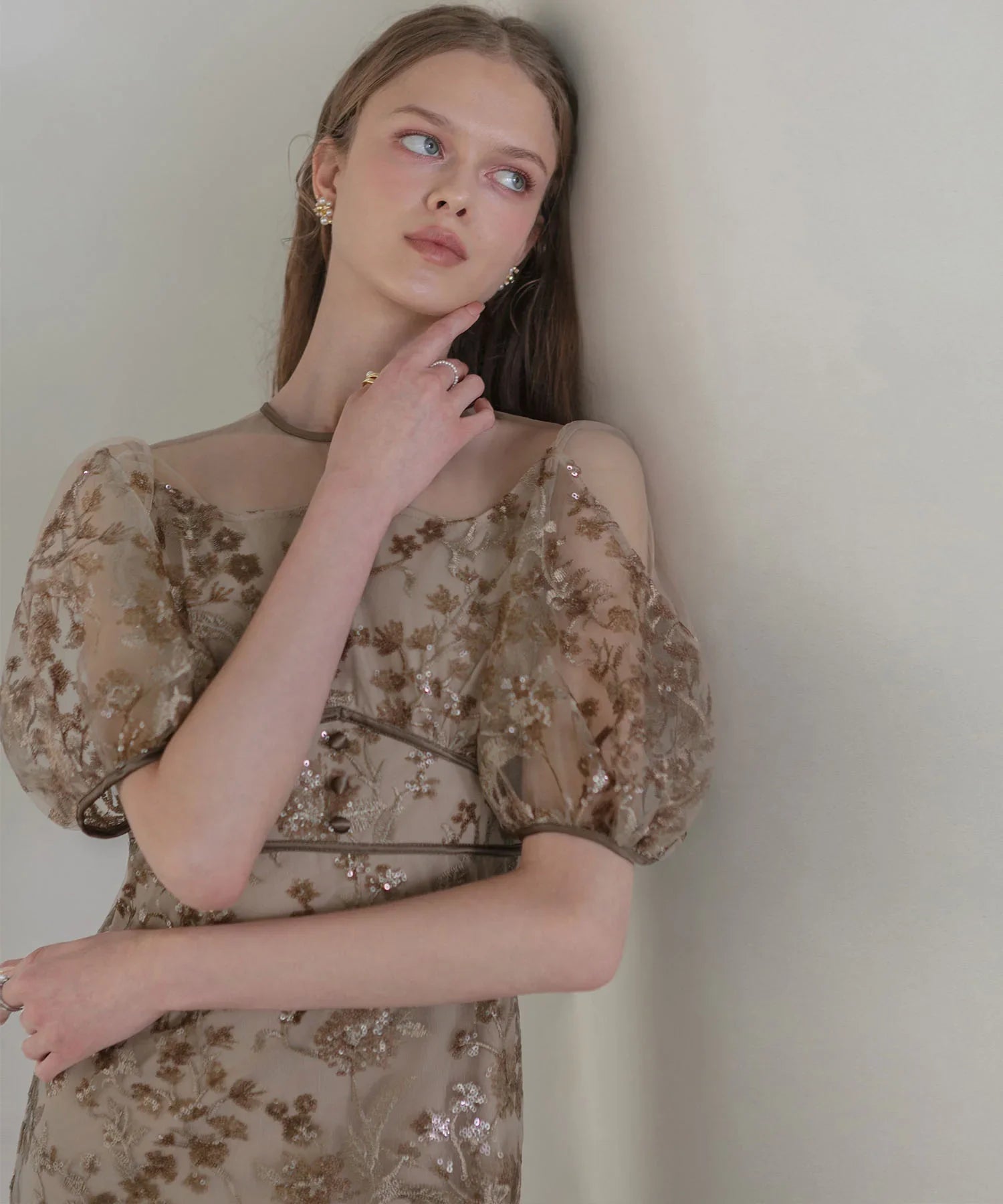 【当日発送】フラワーディテールパフスリーブIラインワンピースドレス