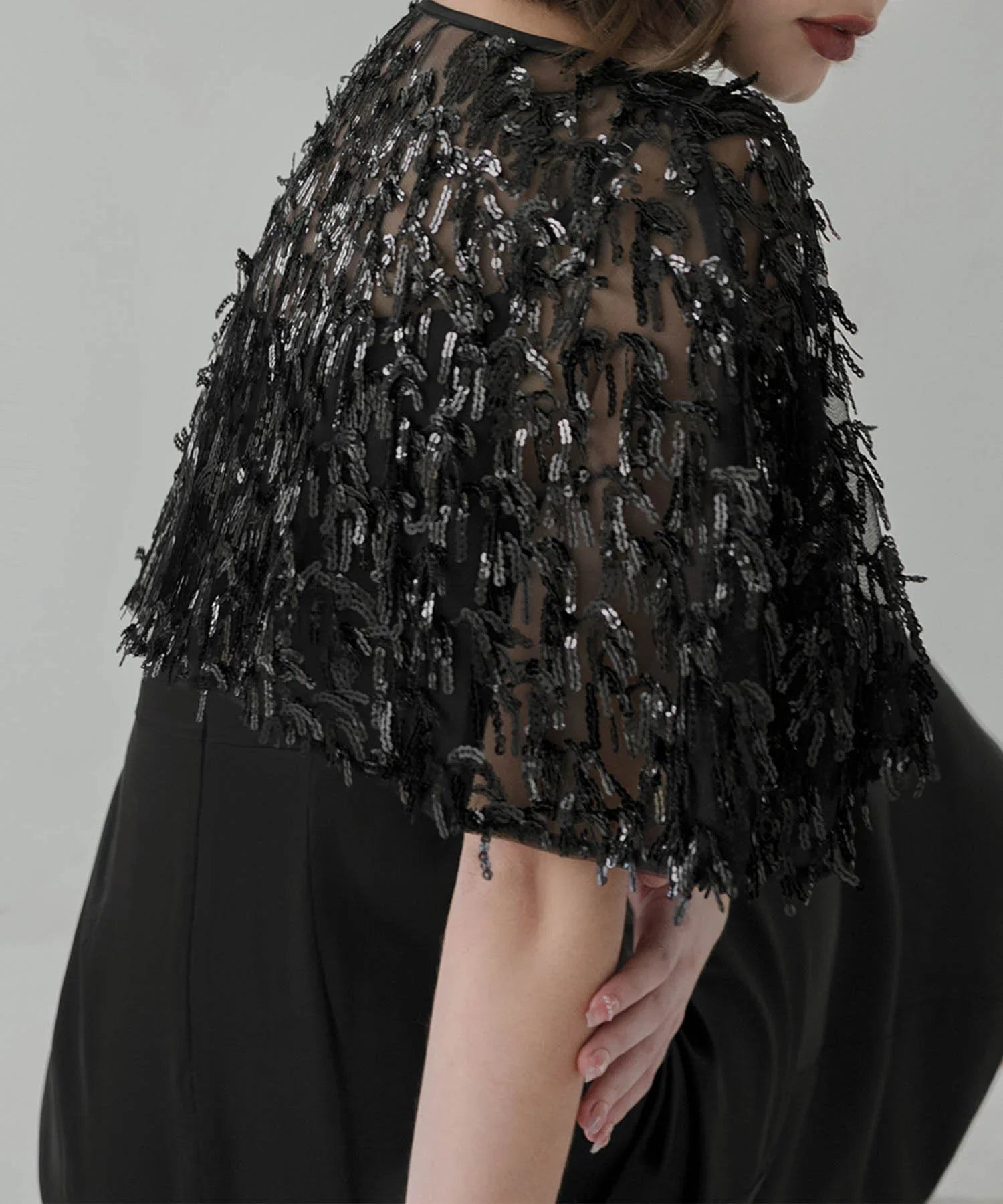 【当日発送】スパンコールフリンジケープ Iラインワンピースドレス