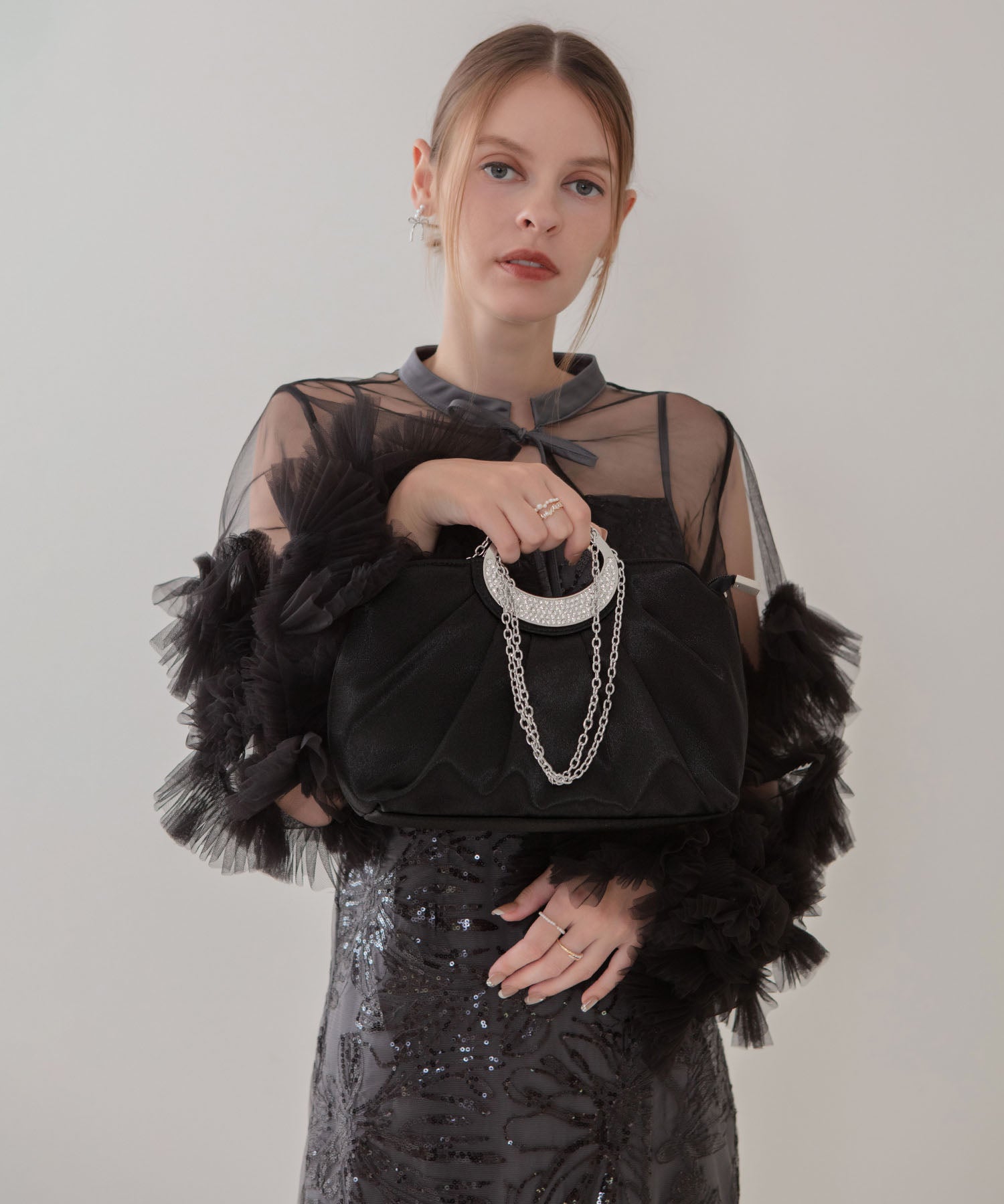 【一部当日発送】サテンプリーツリングハンドル2WAYクラッチバッグ