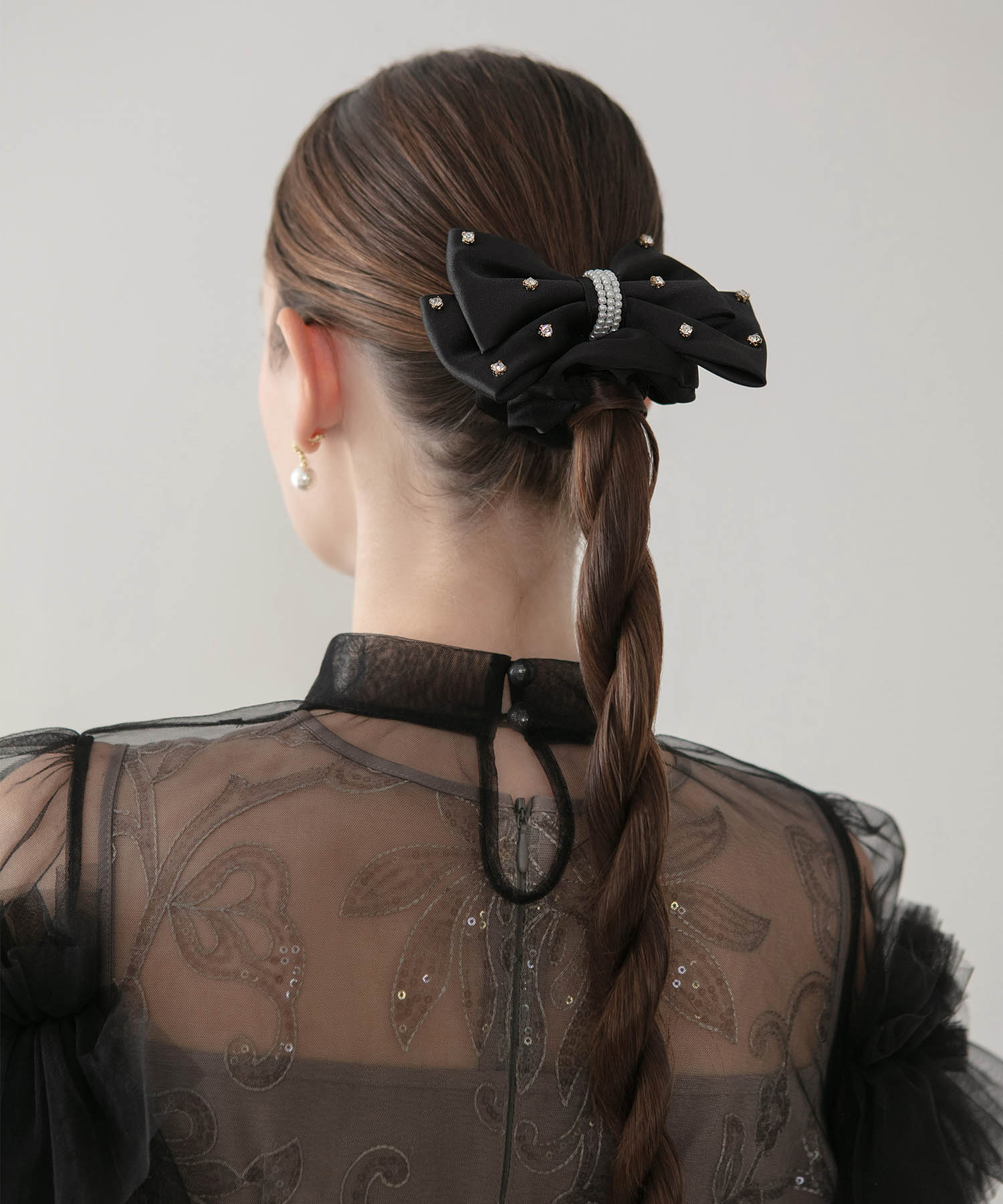 【当日発送】パールビジューリボンシュシュ