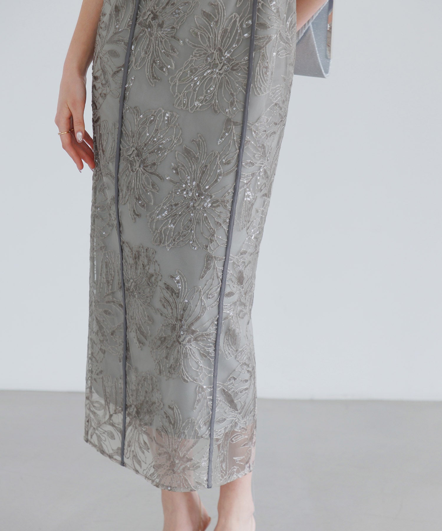 【当日発送】アシンメトリーシアーフラワーワンピースドレス