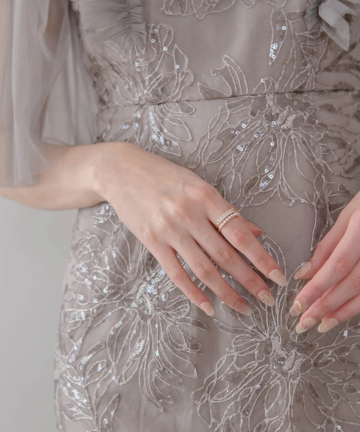 【当日発送】パールビジューラインループリング