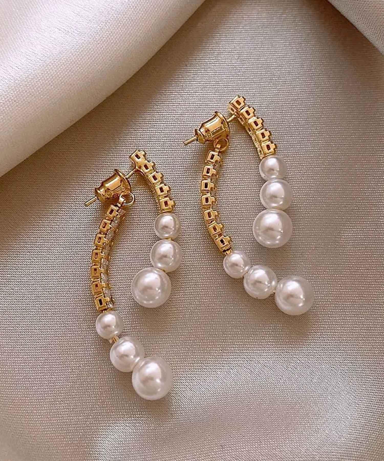 【当日発送】クリスタルビジューパールデザインニュアンスピアス