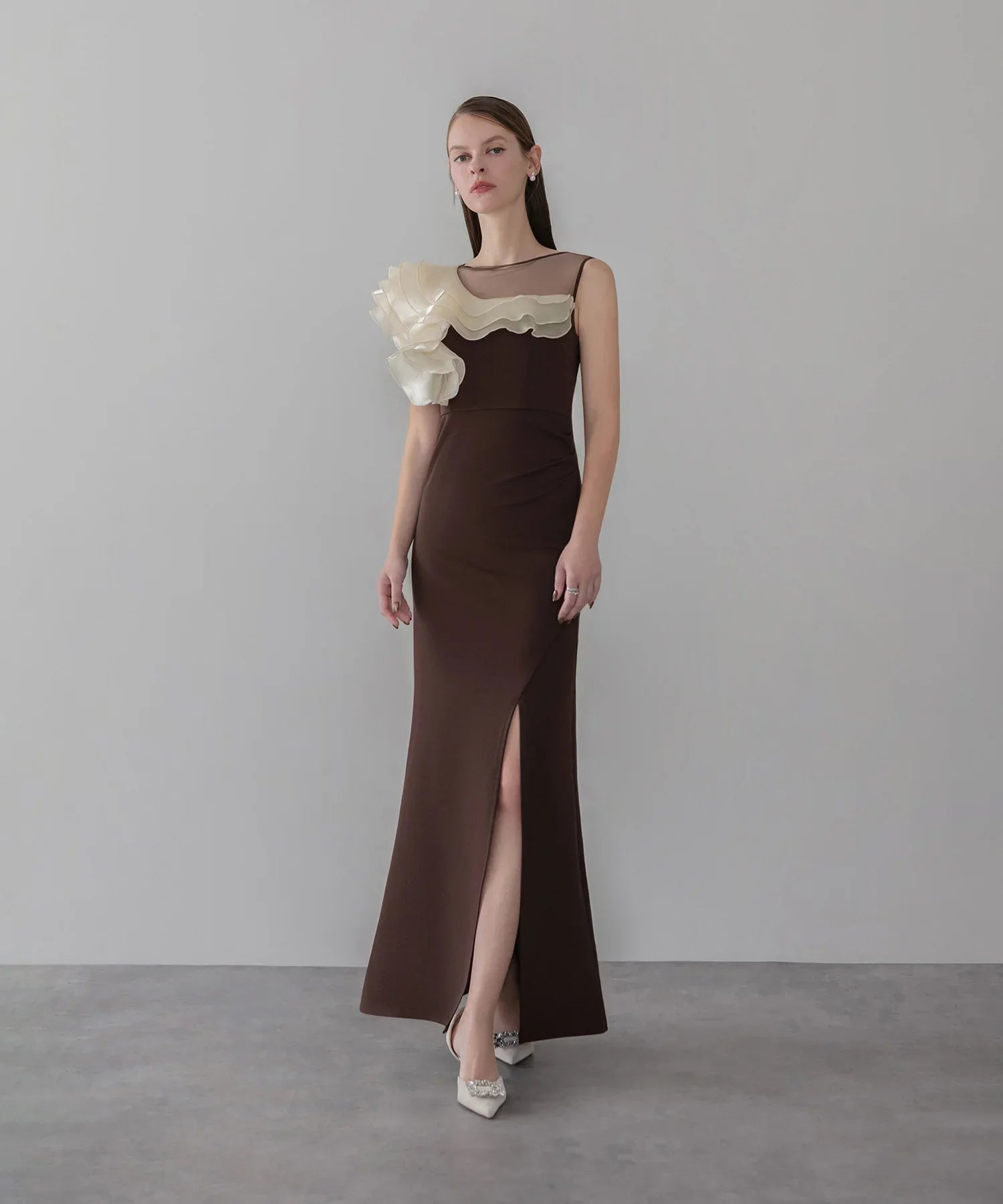 【LEJA LUXE】アシンメトリーフリルスリットマーメイドドレス