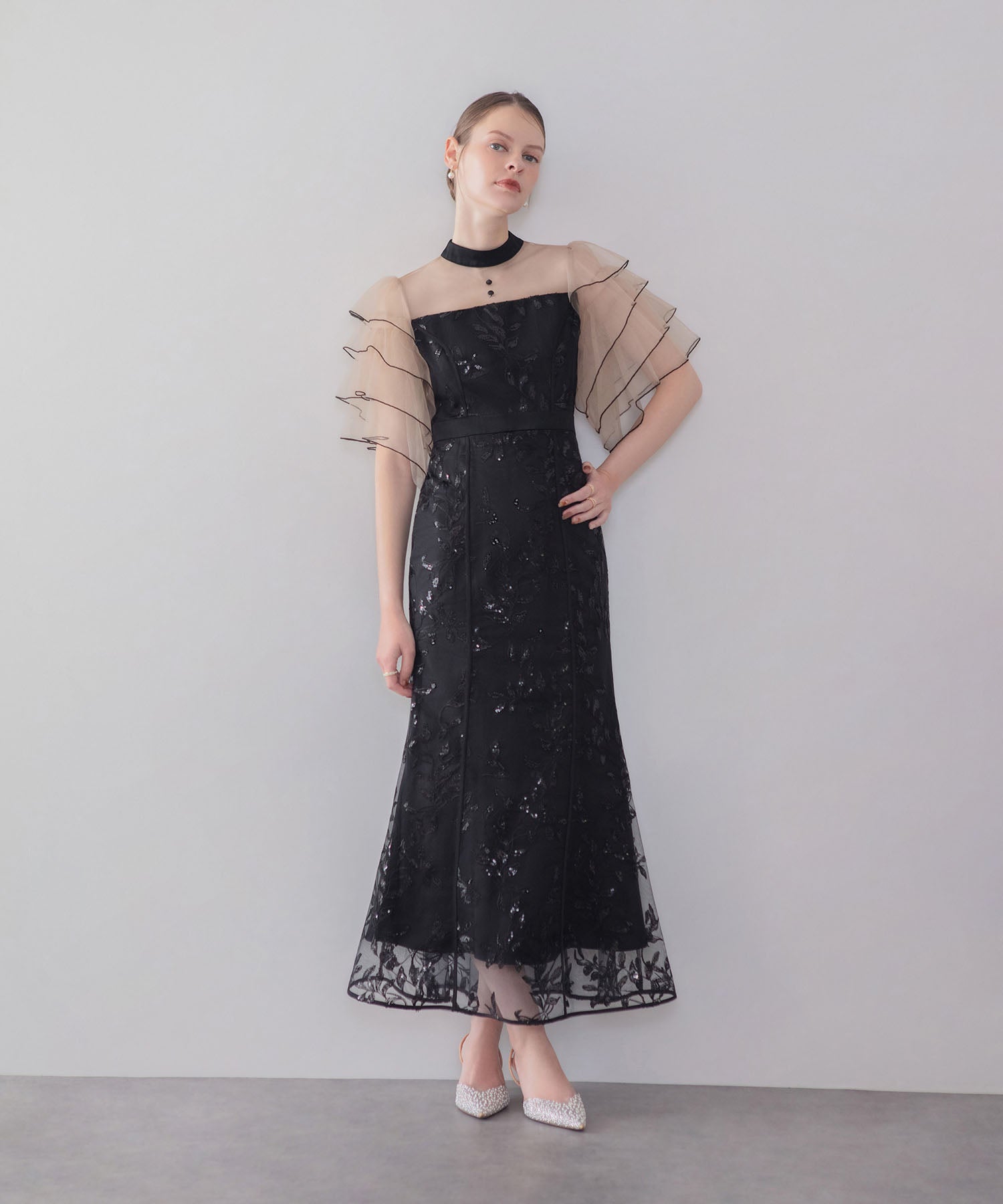 【COMING SOON】ハイネックパイピングシアーチュールスリーブスパンコールリーフマーメイドワンピースドレス