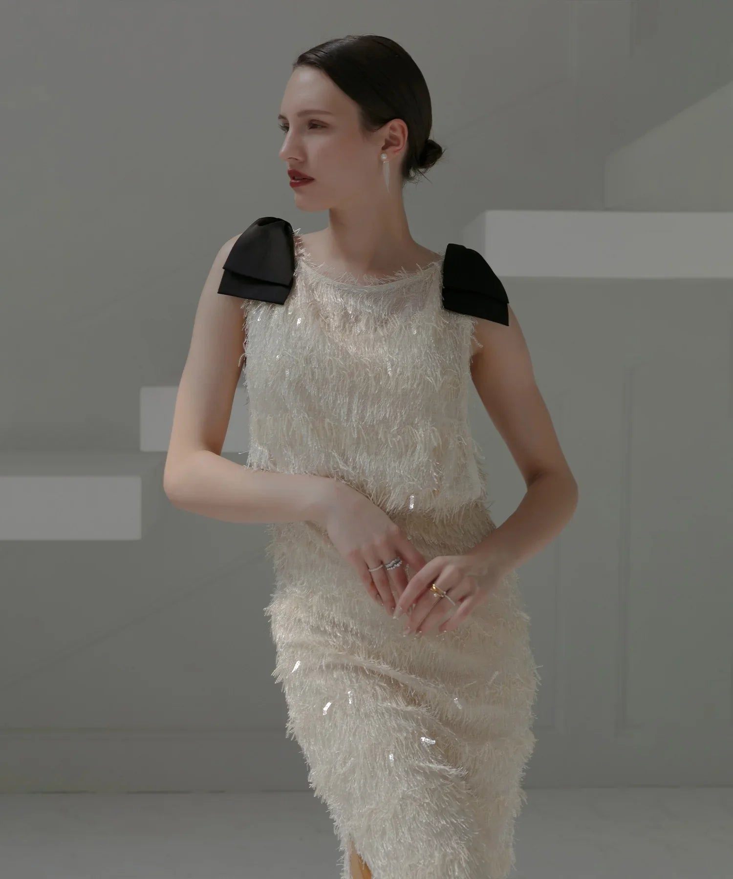 【LEJA LUXE】Shaggy shoulder ribbon sequin I-line dress