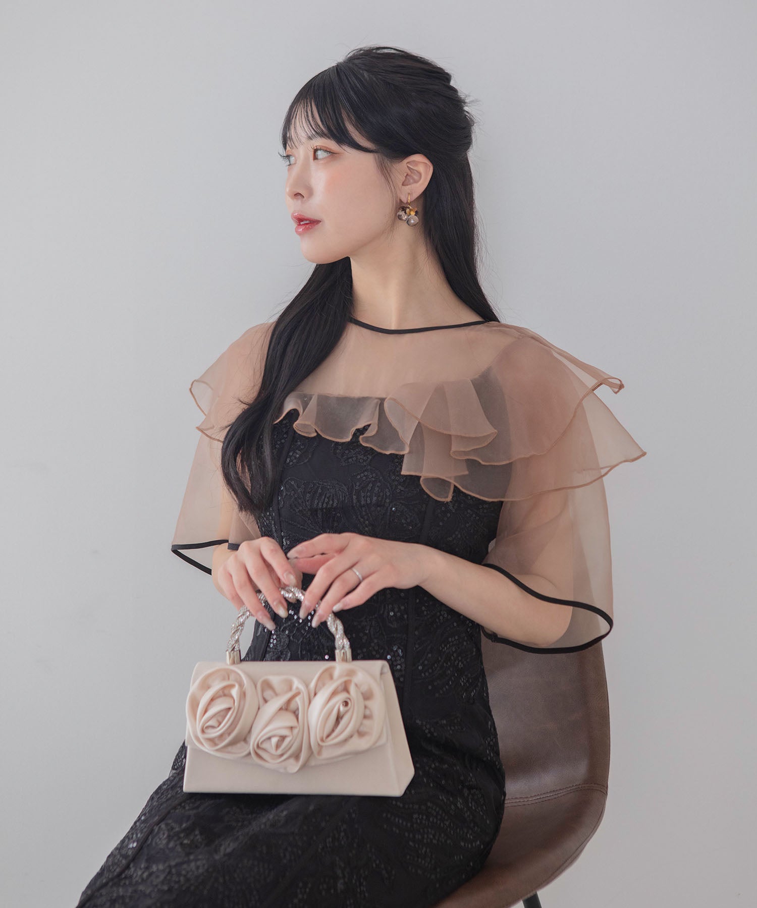 【COMING SOON】ラッフルシアーパイピングIラインワンピースドレス