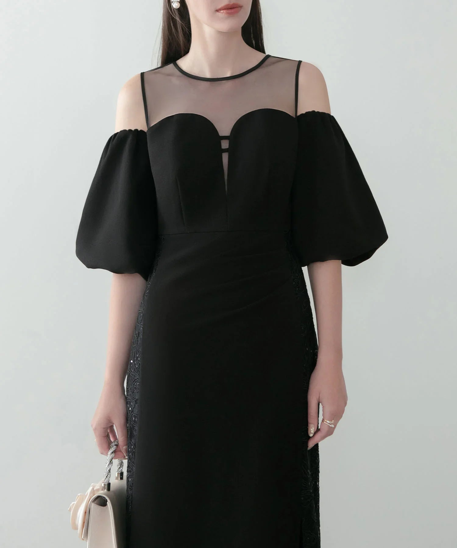 【LEJA LUXE】サイドレースシアーデコルテパフスリーブスリットドレス