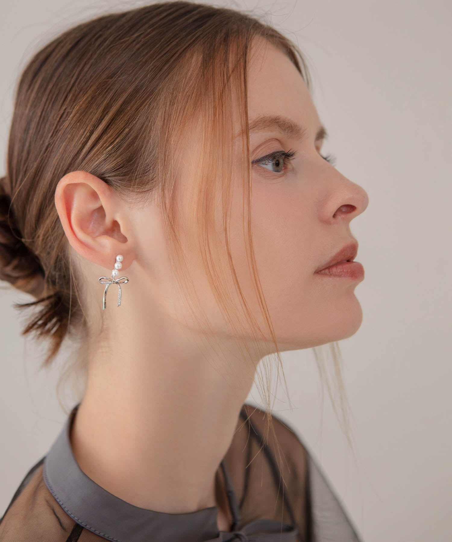 【当日発送】ドロップパールリボンピアス