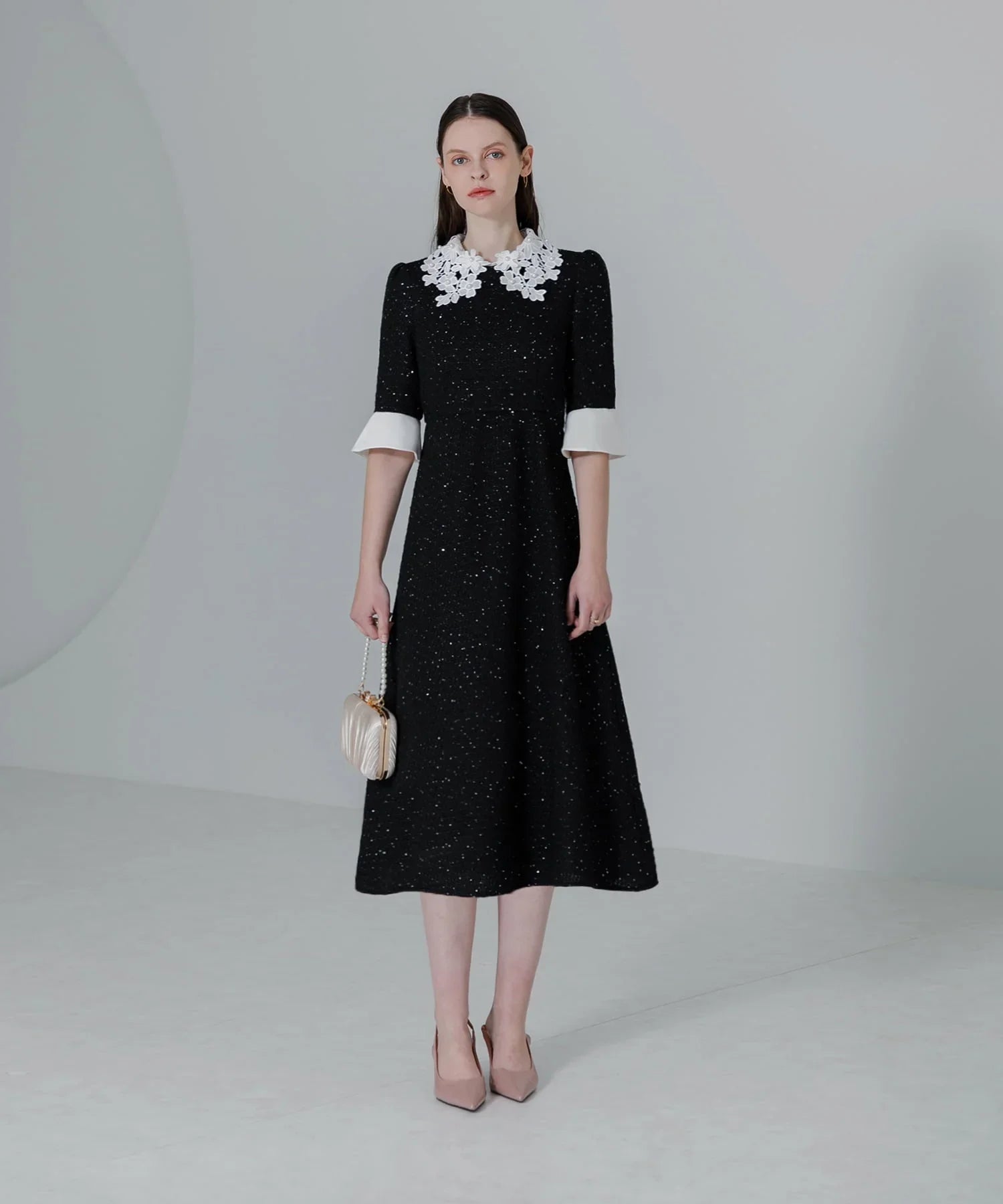 【當天出貨】碎花蕾絲彩色亮片A字洋裝