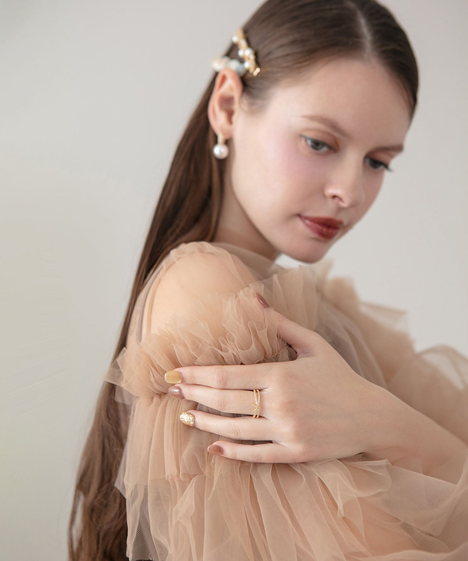 【当日発送】リボンモチーフビジューゴールドリング