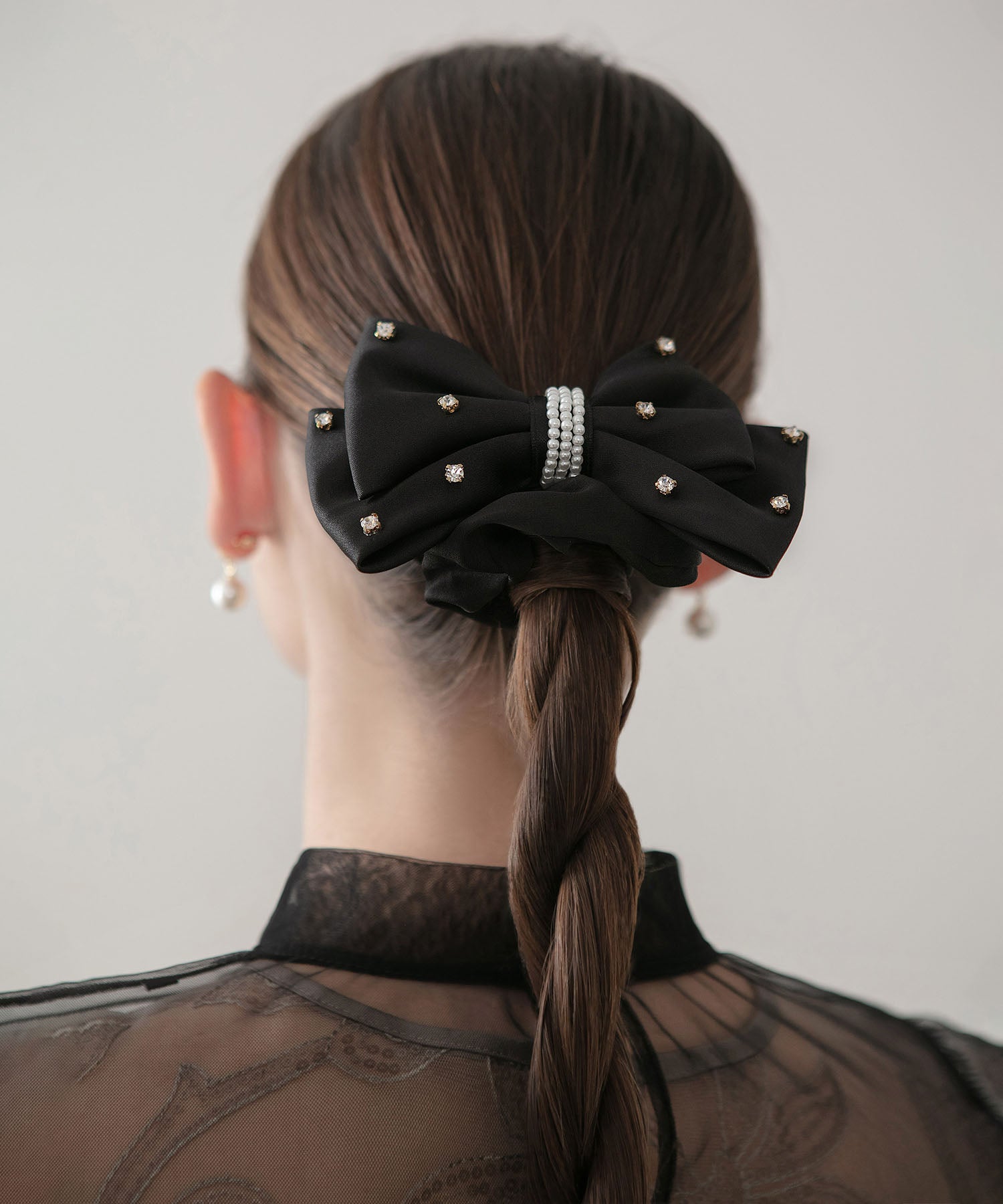 【当日発送】パールビジューリボンシュシュ