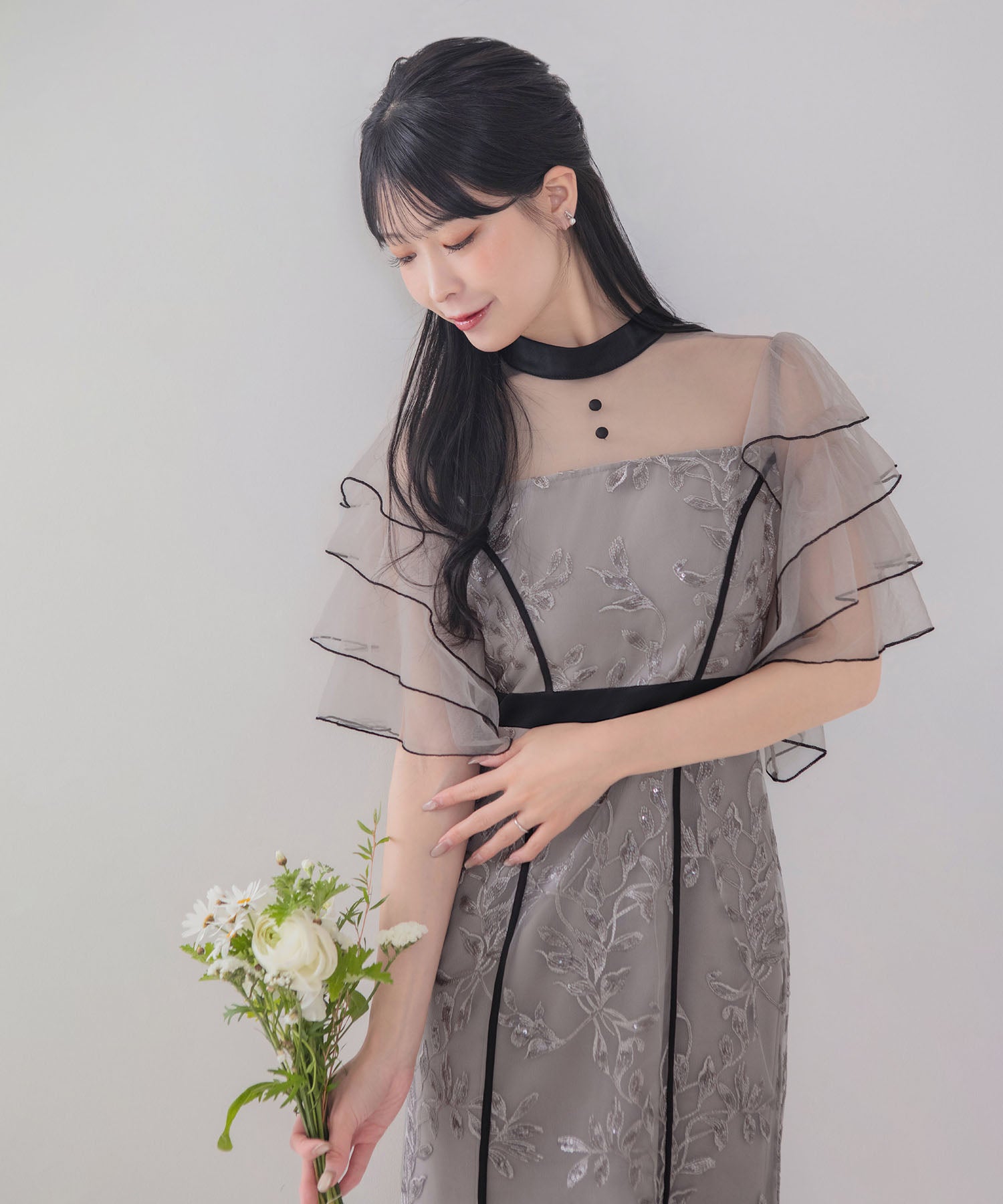 【COMING SOON】ハイネックパイピングシアーチュールスリーブスパンコールリーフマーメイドワンピースドレス