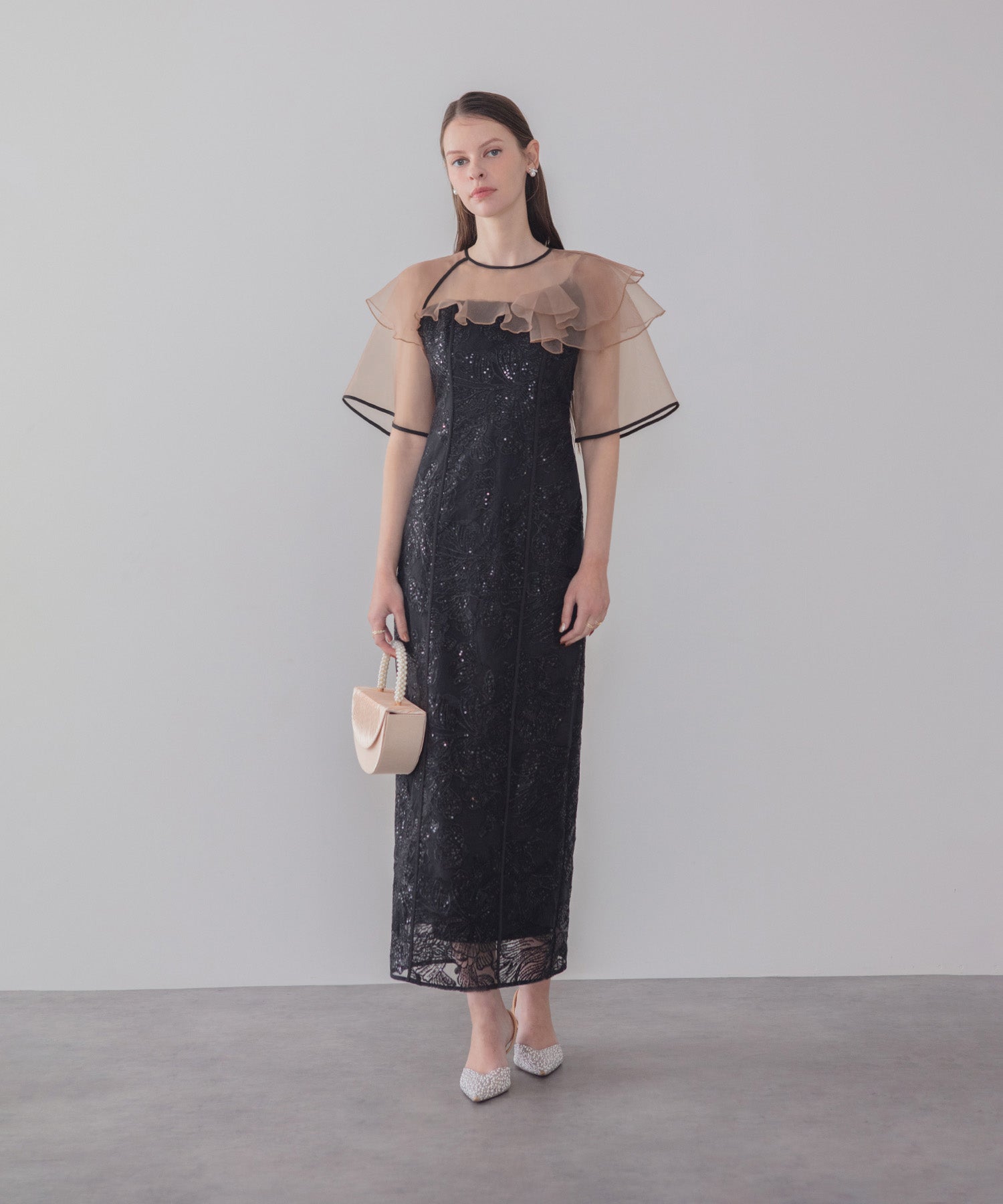 【COMING SOON】ラッフルシアーパイピングIラインワンピースドレス