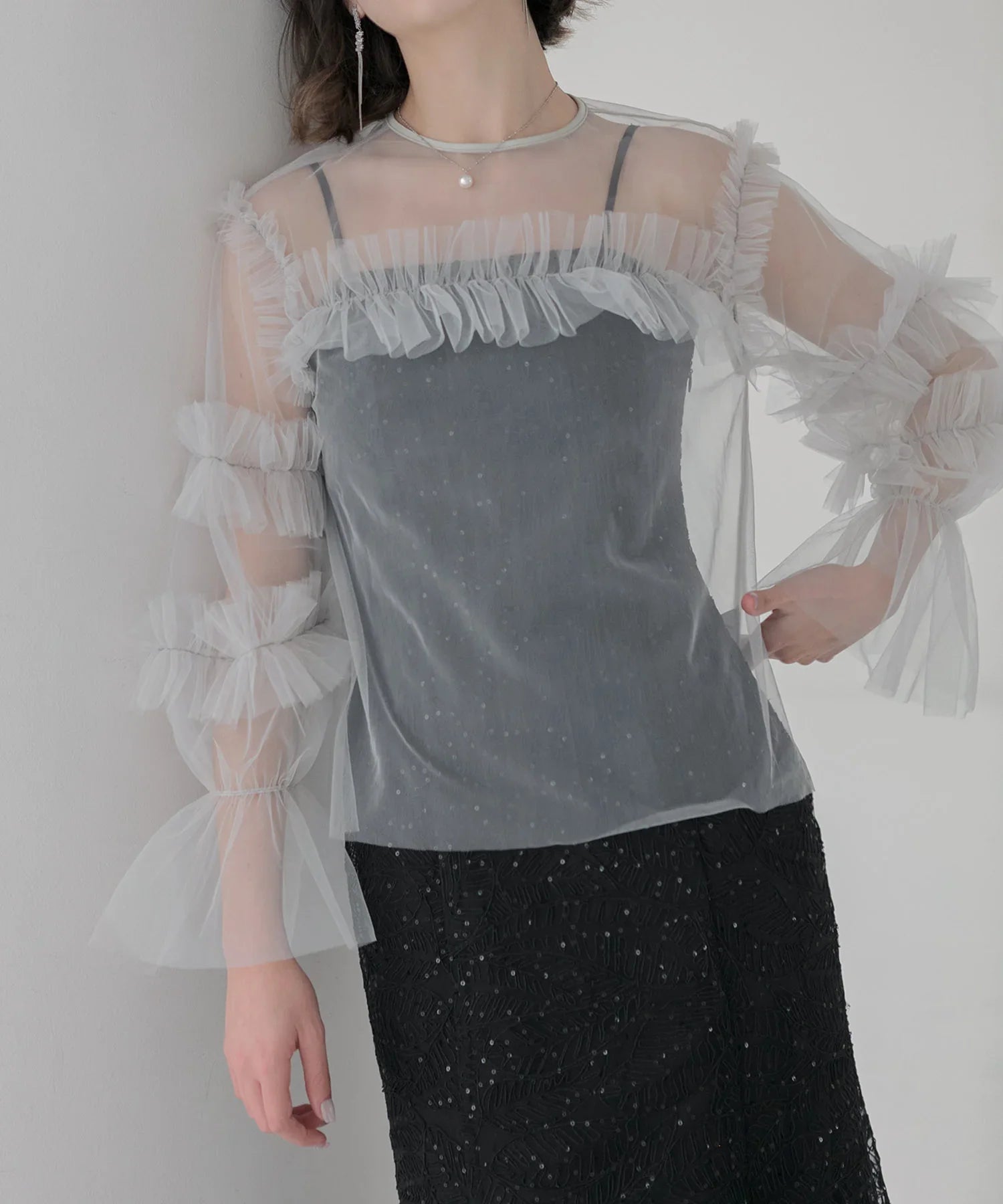 【当日発送】チュールフリルトップス