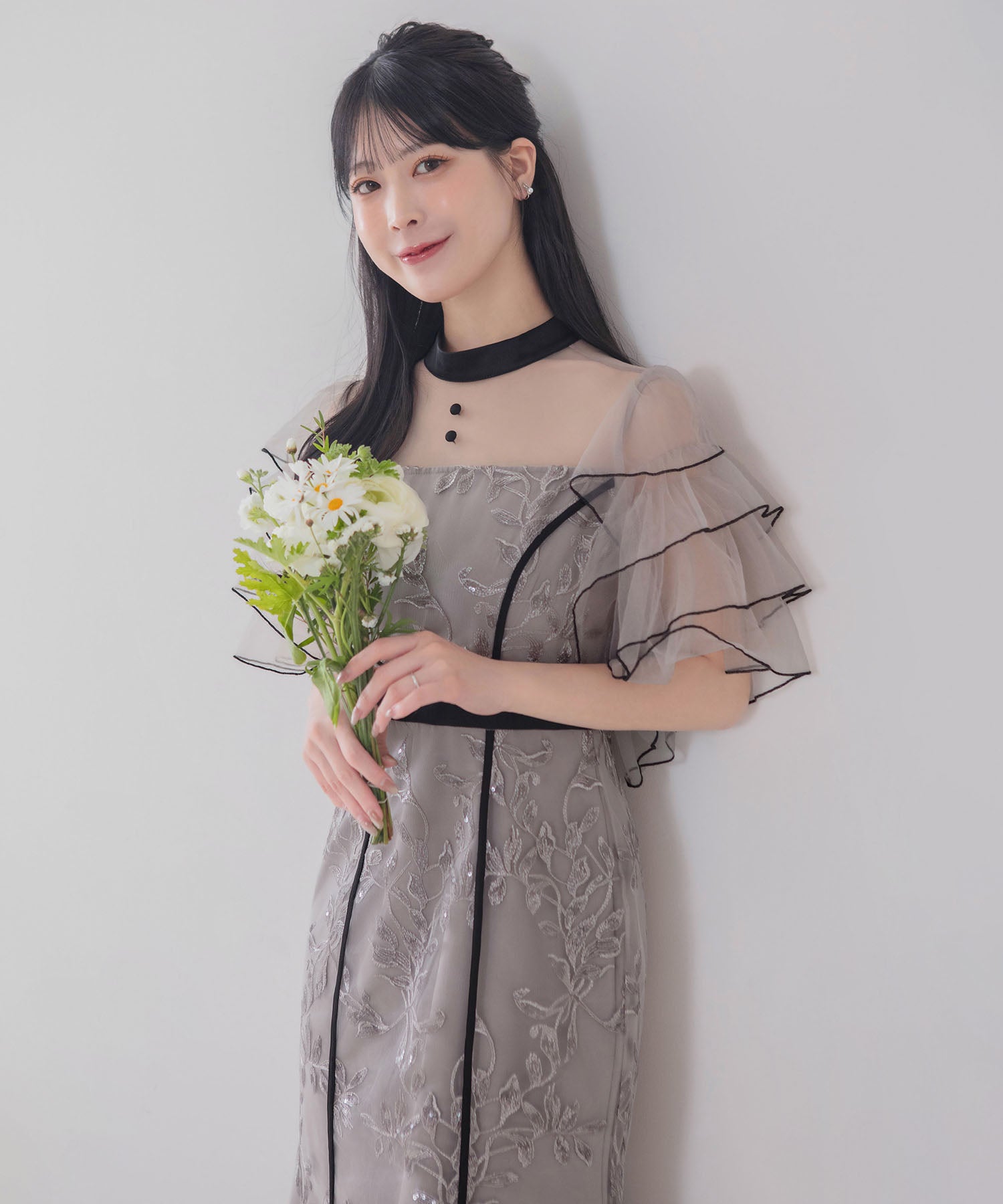 【COMING SOON】ハイネックパイピングシアーチュールスリーブスパンコールリーフマーメイドワンピースドレス