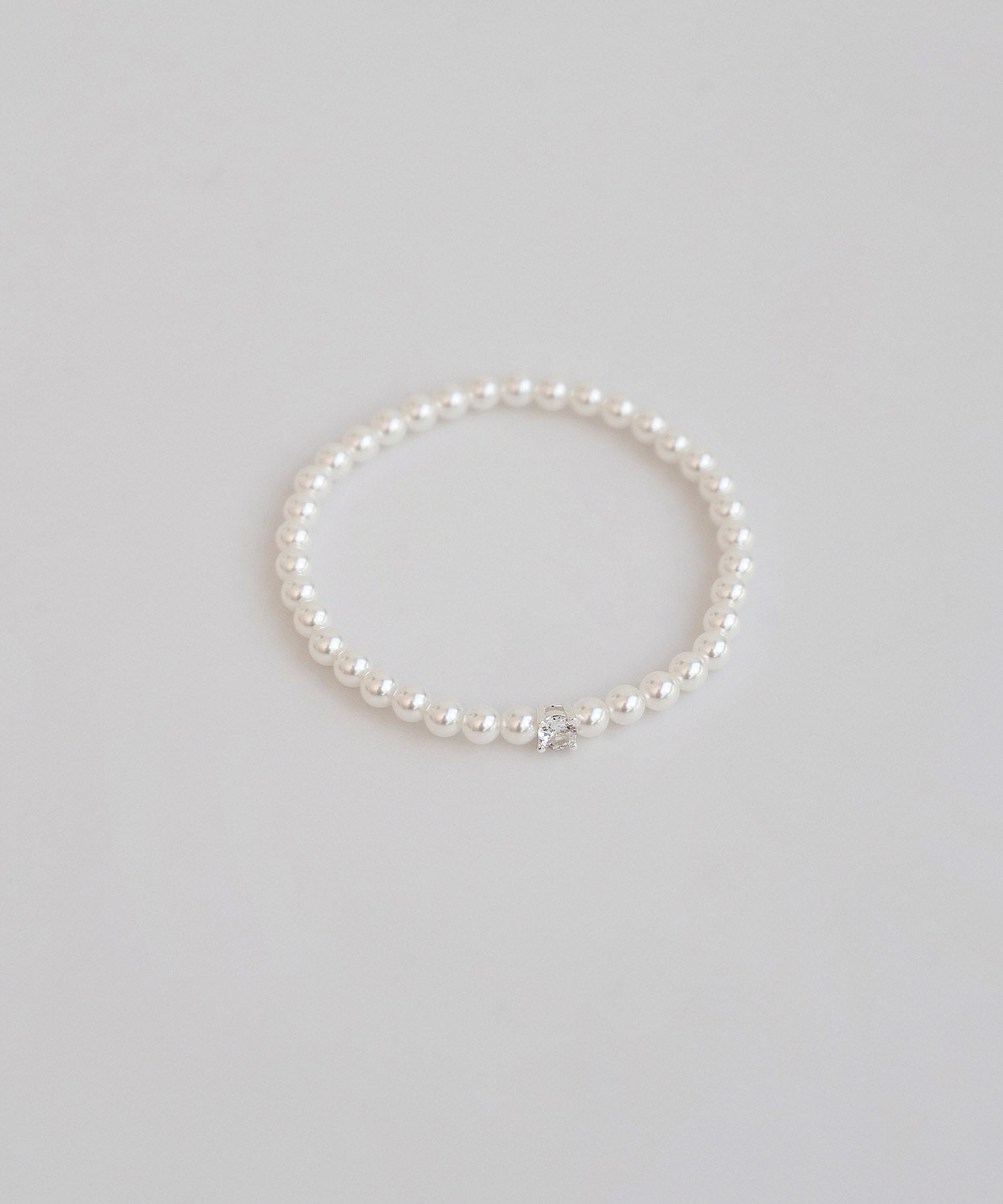 【当日発送】パールラインストーンスリムブレスレット