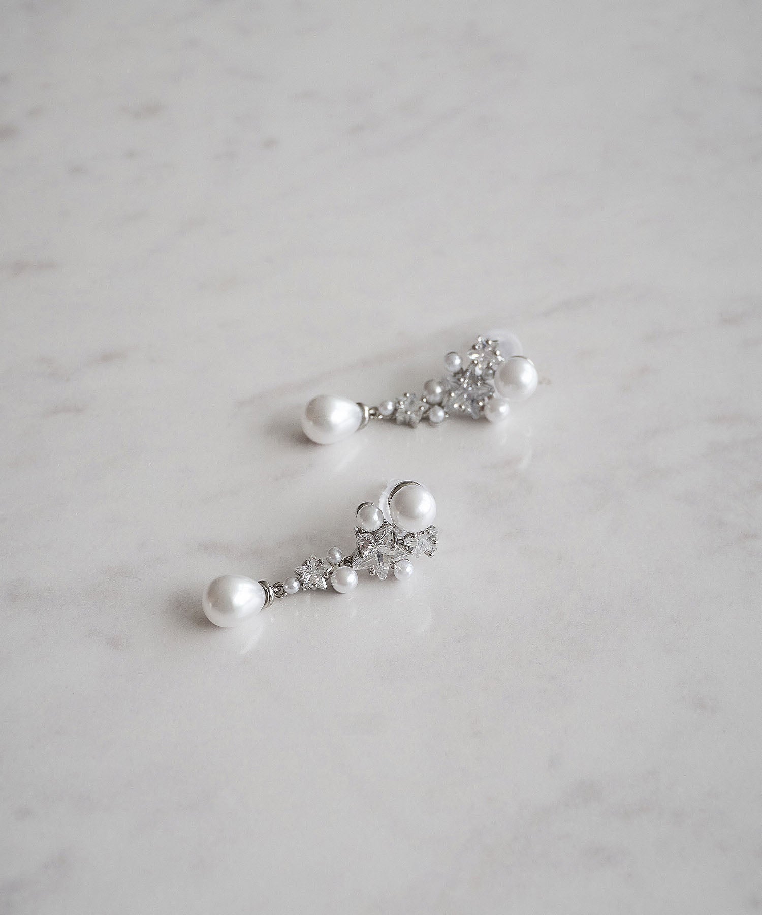 【COMING SOON】スタービジューパールスイングピアス