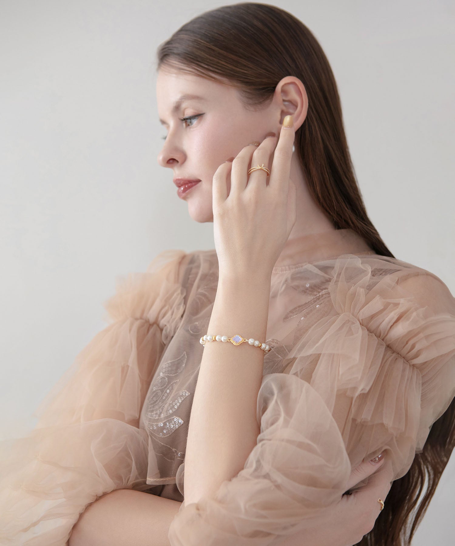 【当日発送】フラワーゴールドビジューパールブレスレット