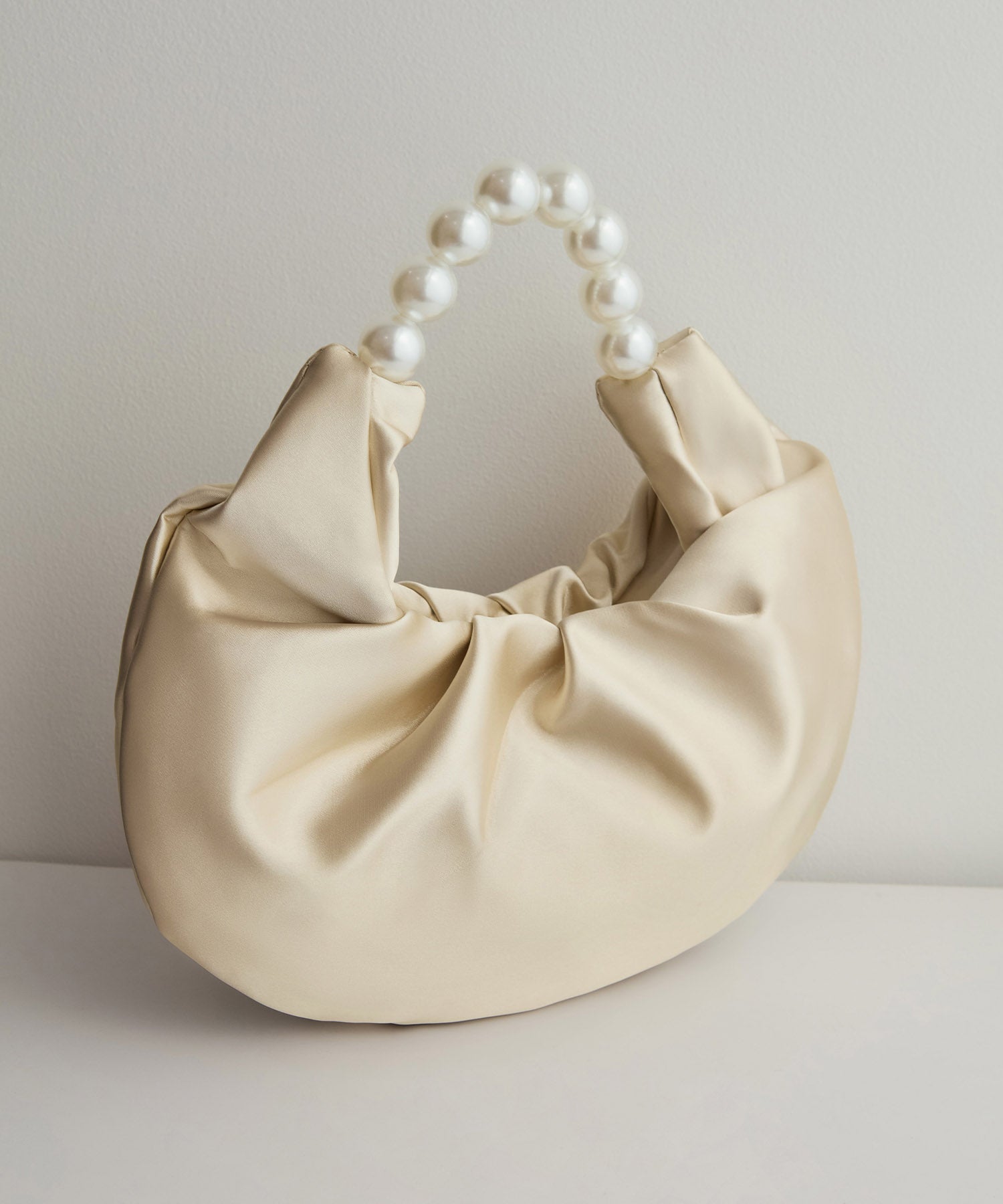 【予約販売】サテンパールハンドバッグ