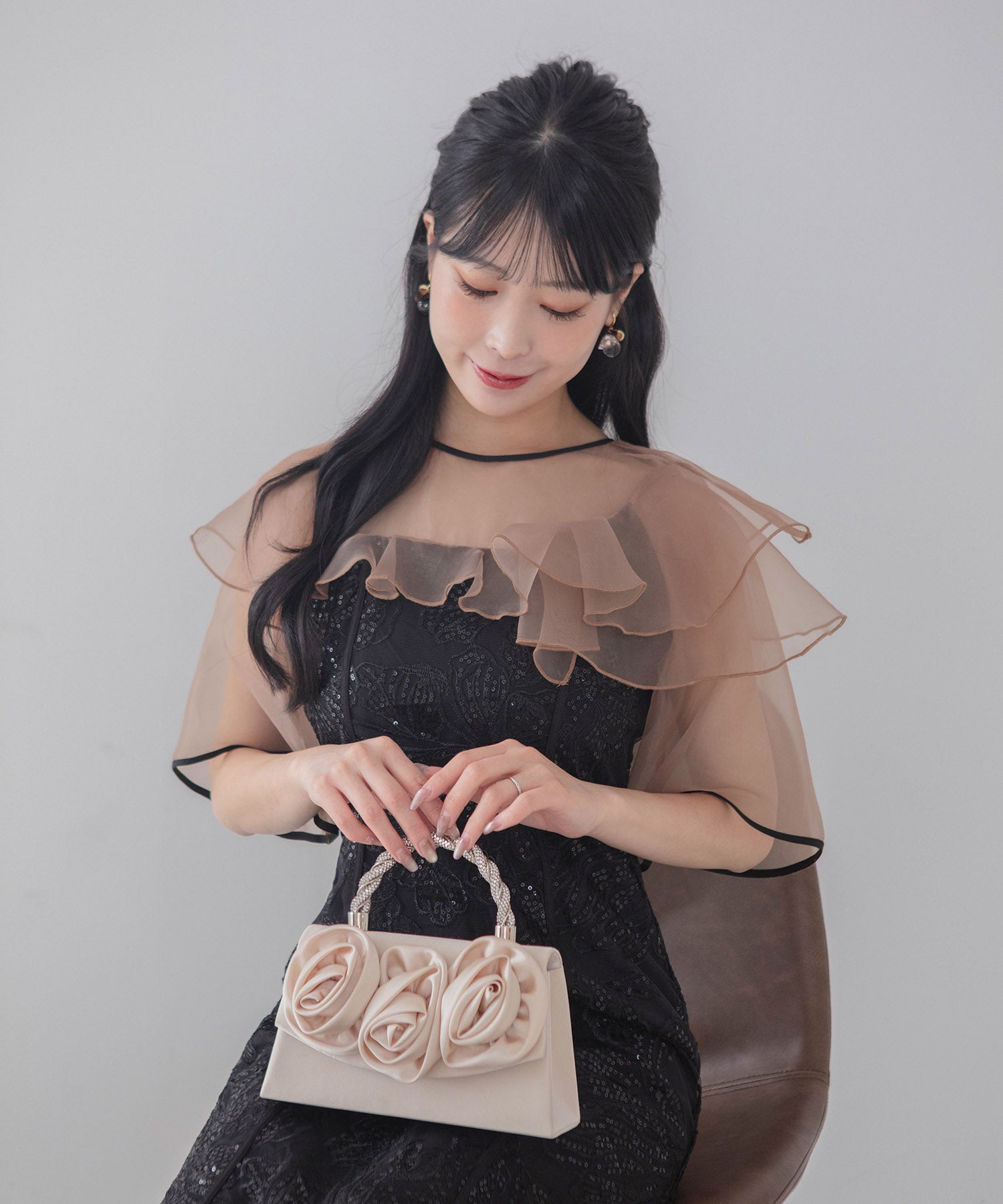 【COMING SOON】ラッフルシアーパイピングIラインワンピースドレス